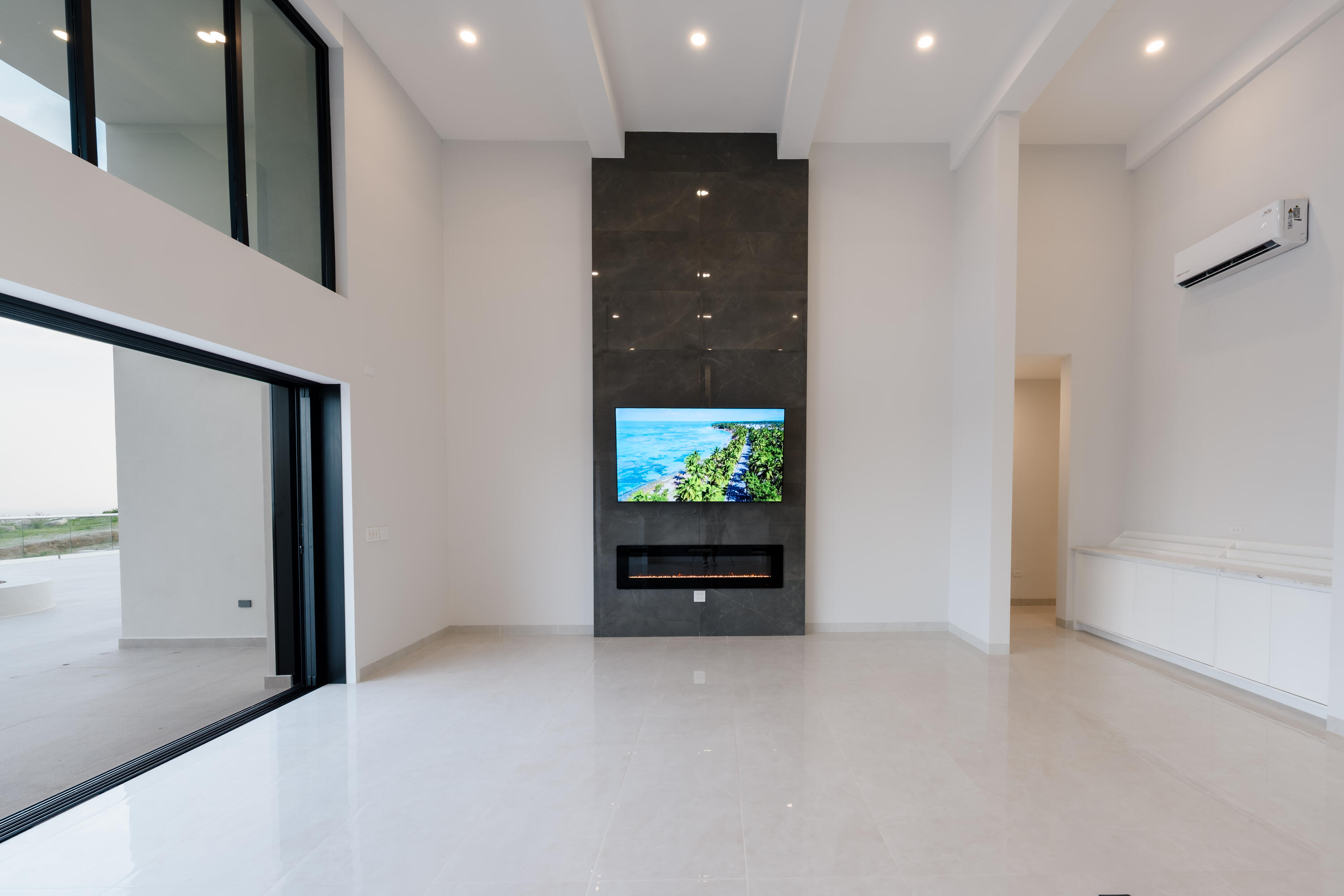 Lot 7 M$ Rolling Hills, Casa Esmeralda
