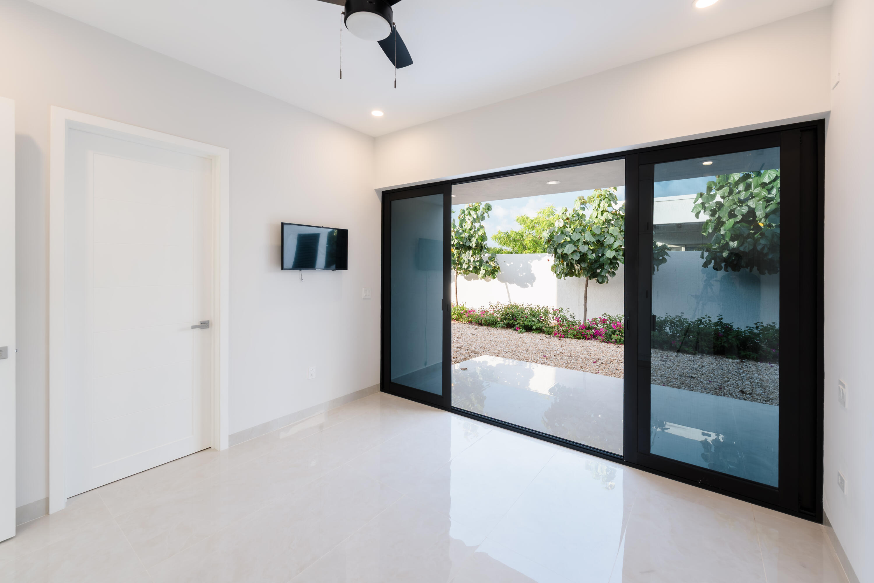 Lot 7 M$ Rolling Hills, Casa Esmeralda