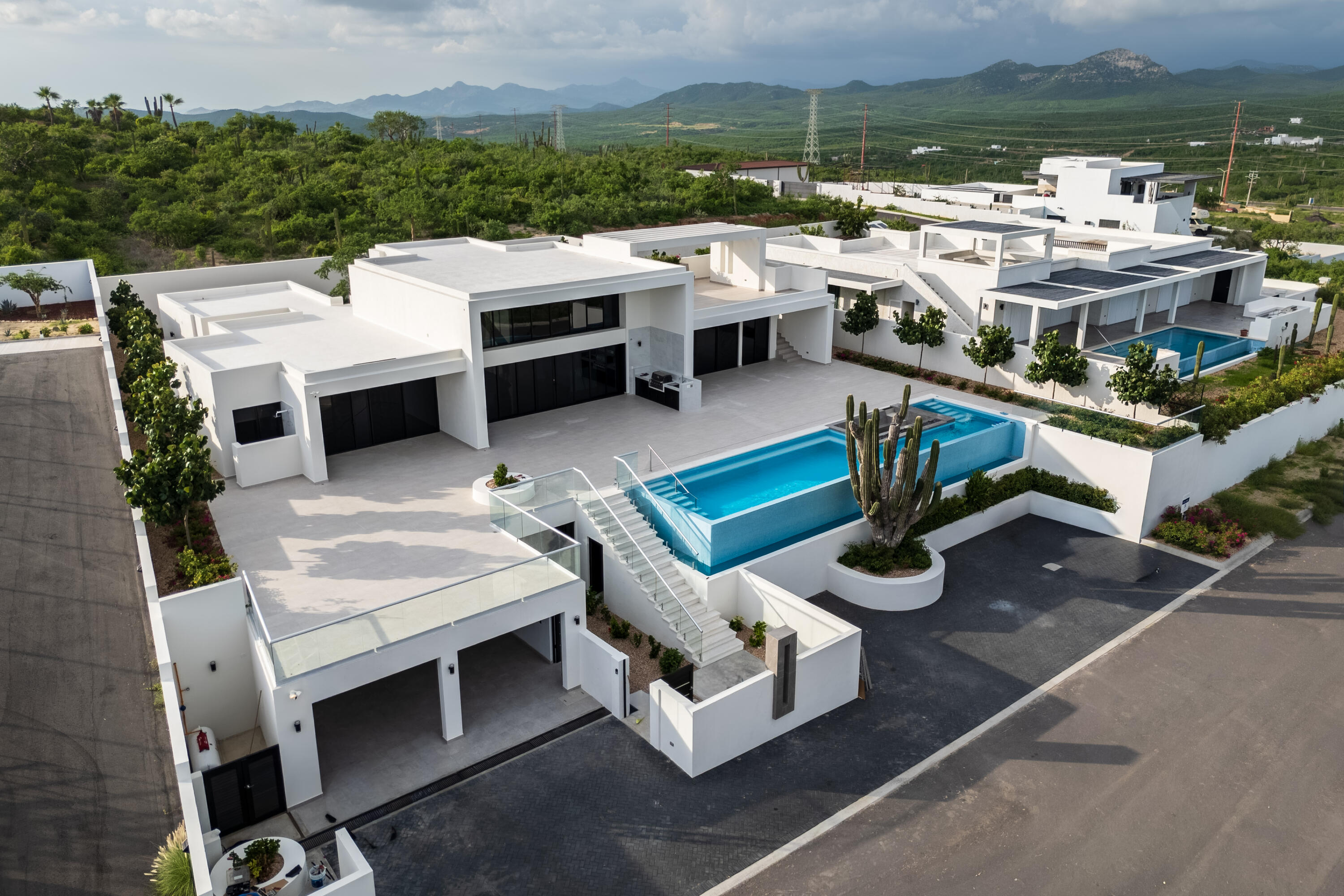 Lot 7 M$ Rolling Hills, Casa Esmeralda