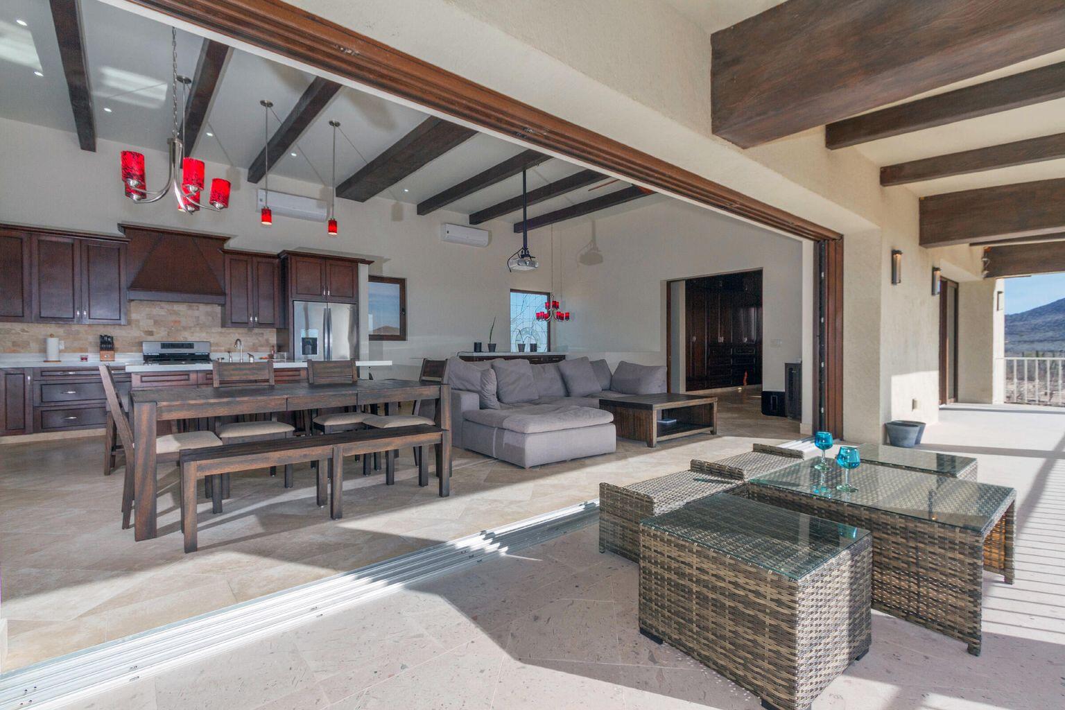 Paseo de Migrino, Casa Paz