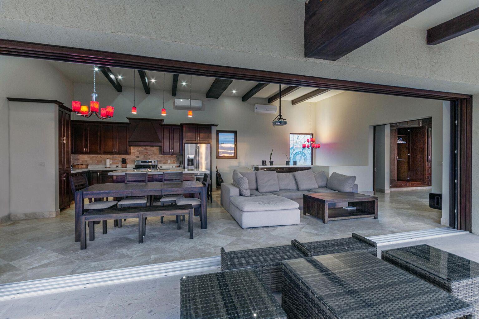 Paseo de Migrino, Casa Paz