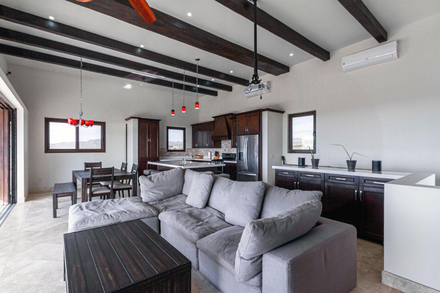 Paseo de Migrino, Casa Paz