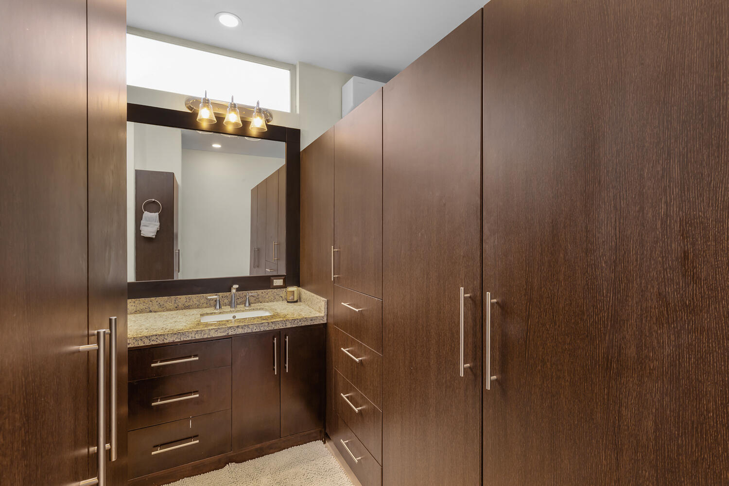 701 Camino bonito oriente, BLUE BAY PLUS