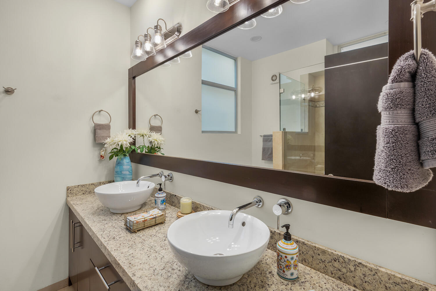 701 Camino bonito oriente, BLUE BAY PLUS