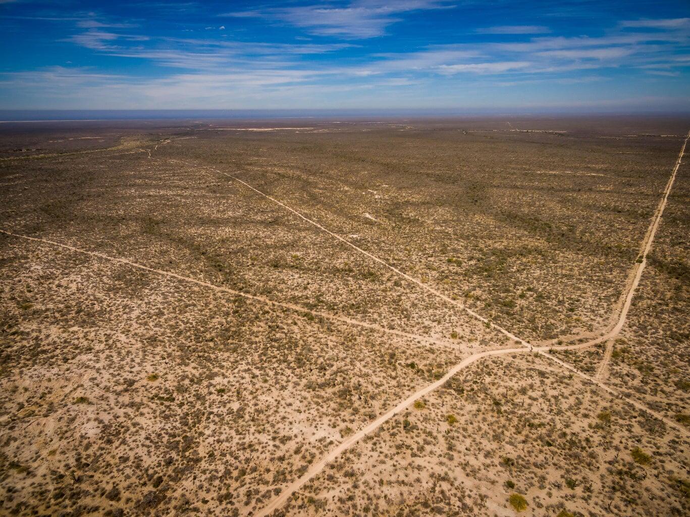 Rancho La Mora & Los Laureles