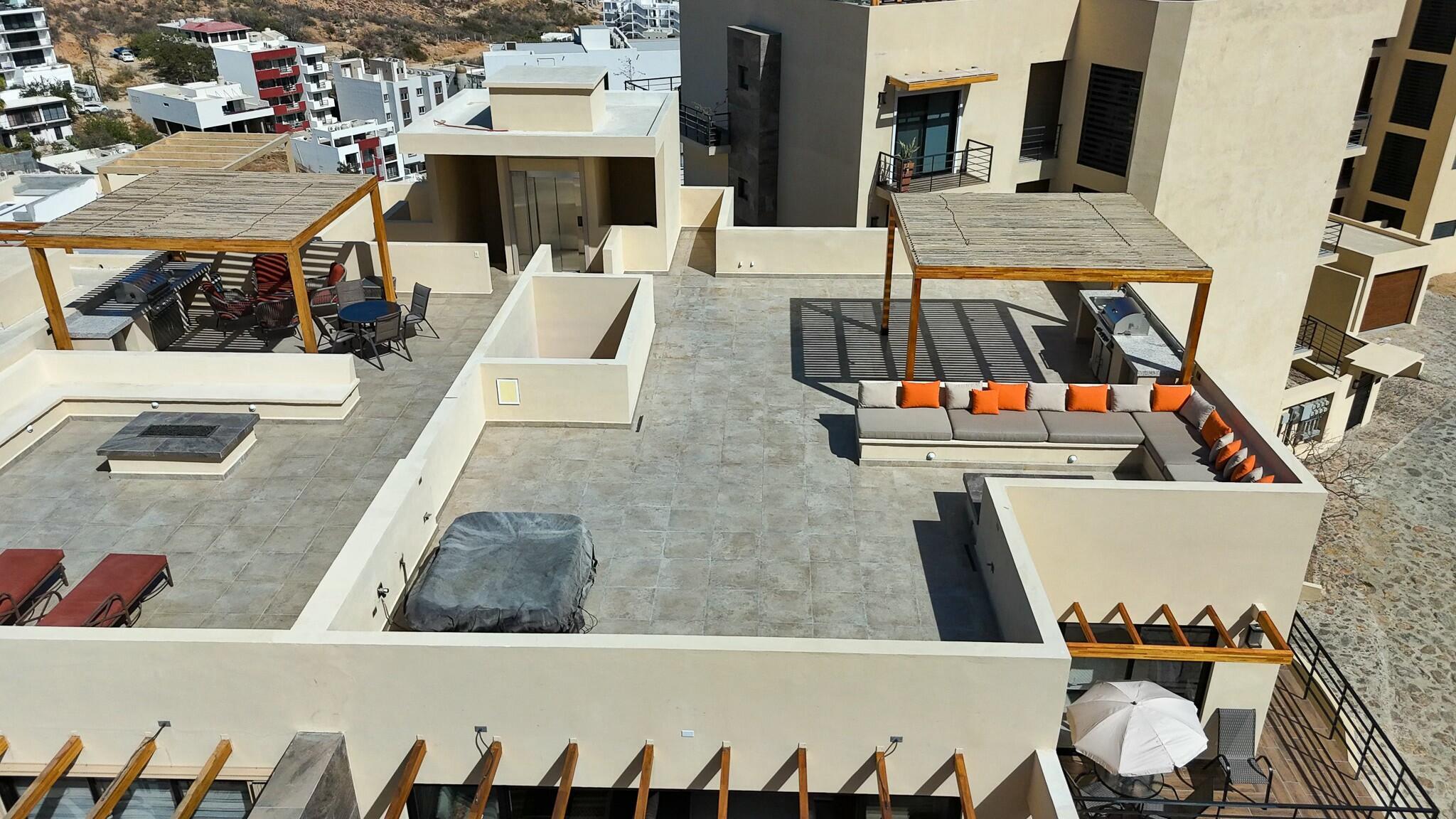 Vista Mare, Skycrest Sunset