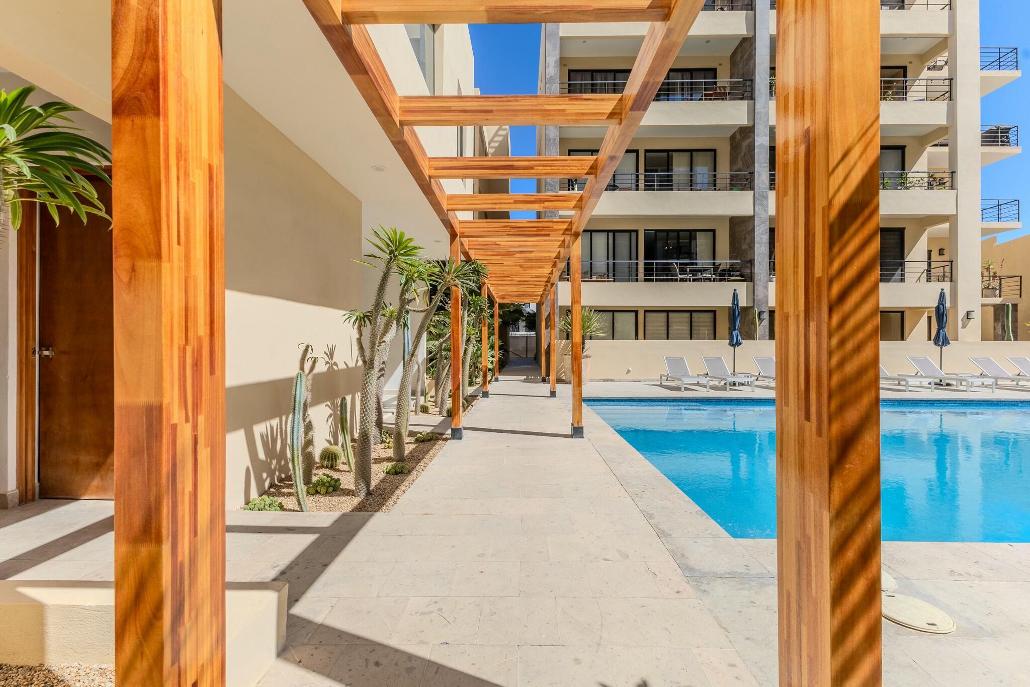 Vista Mare, Skycrest Sunset