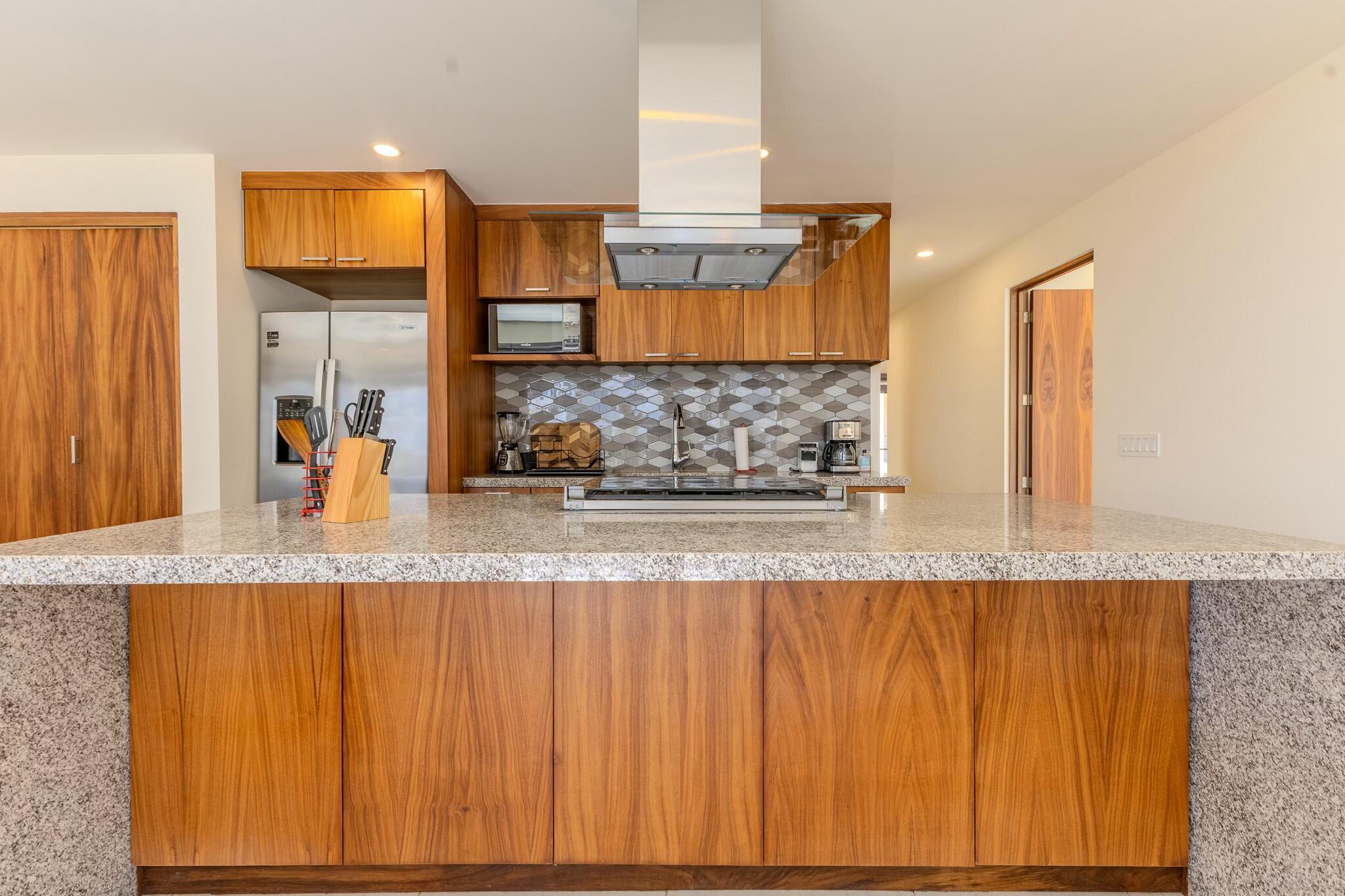 Vista Mare, Skycrest Sunset