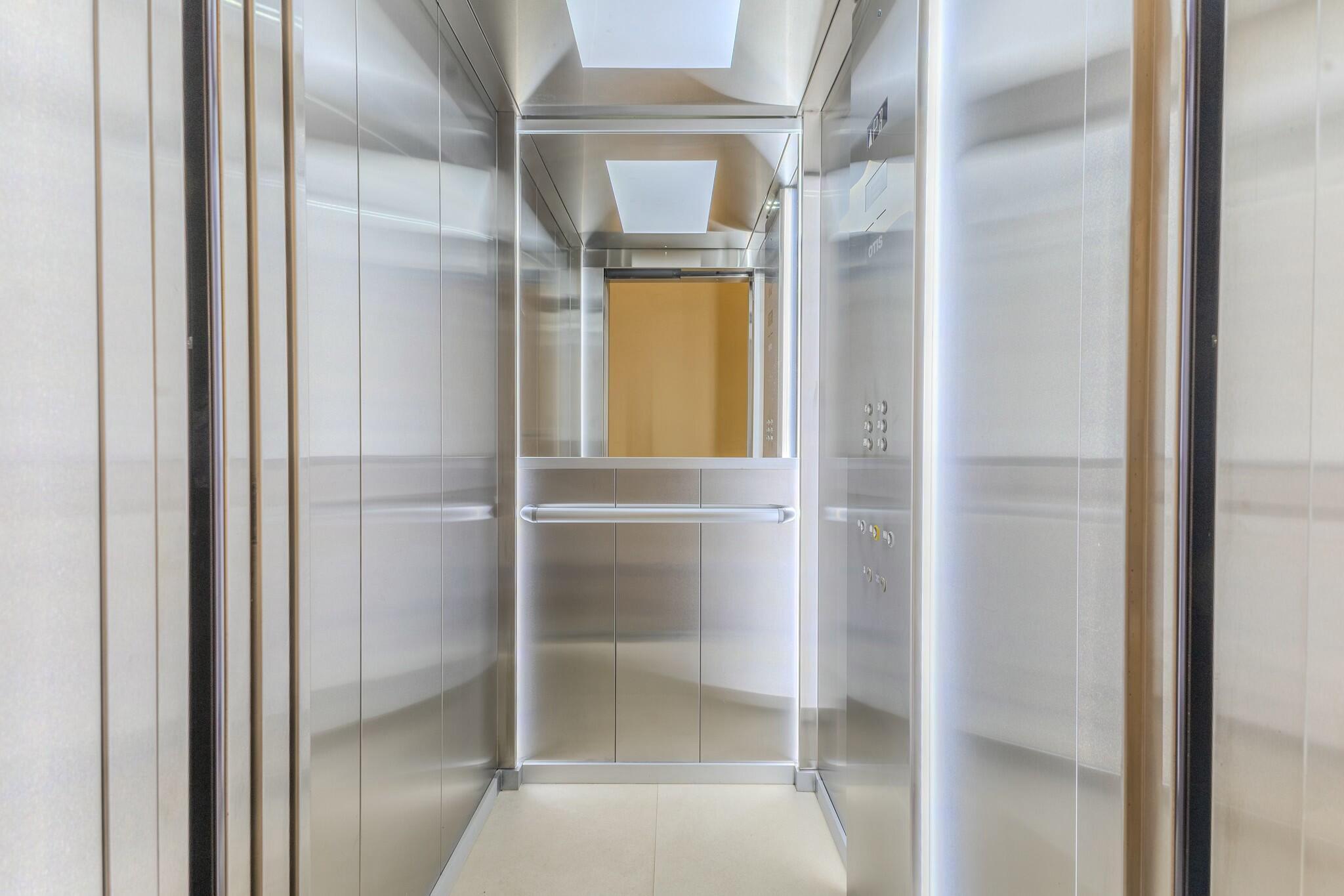 Vista Mare, Skycrest Sunset