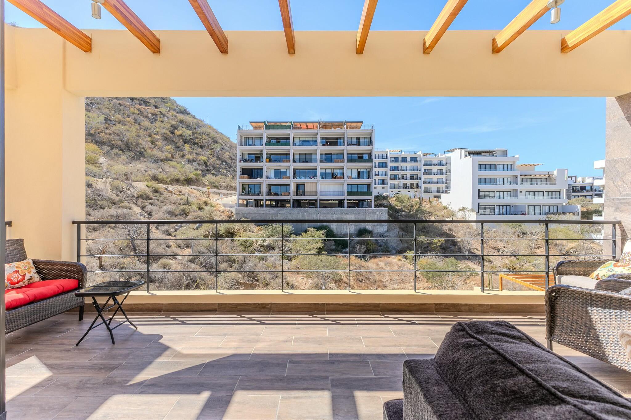 Vista Mare, Skycrest Sunset