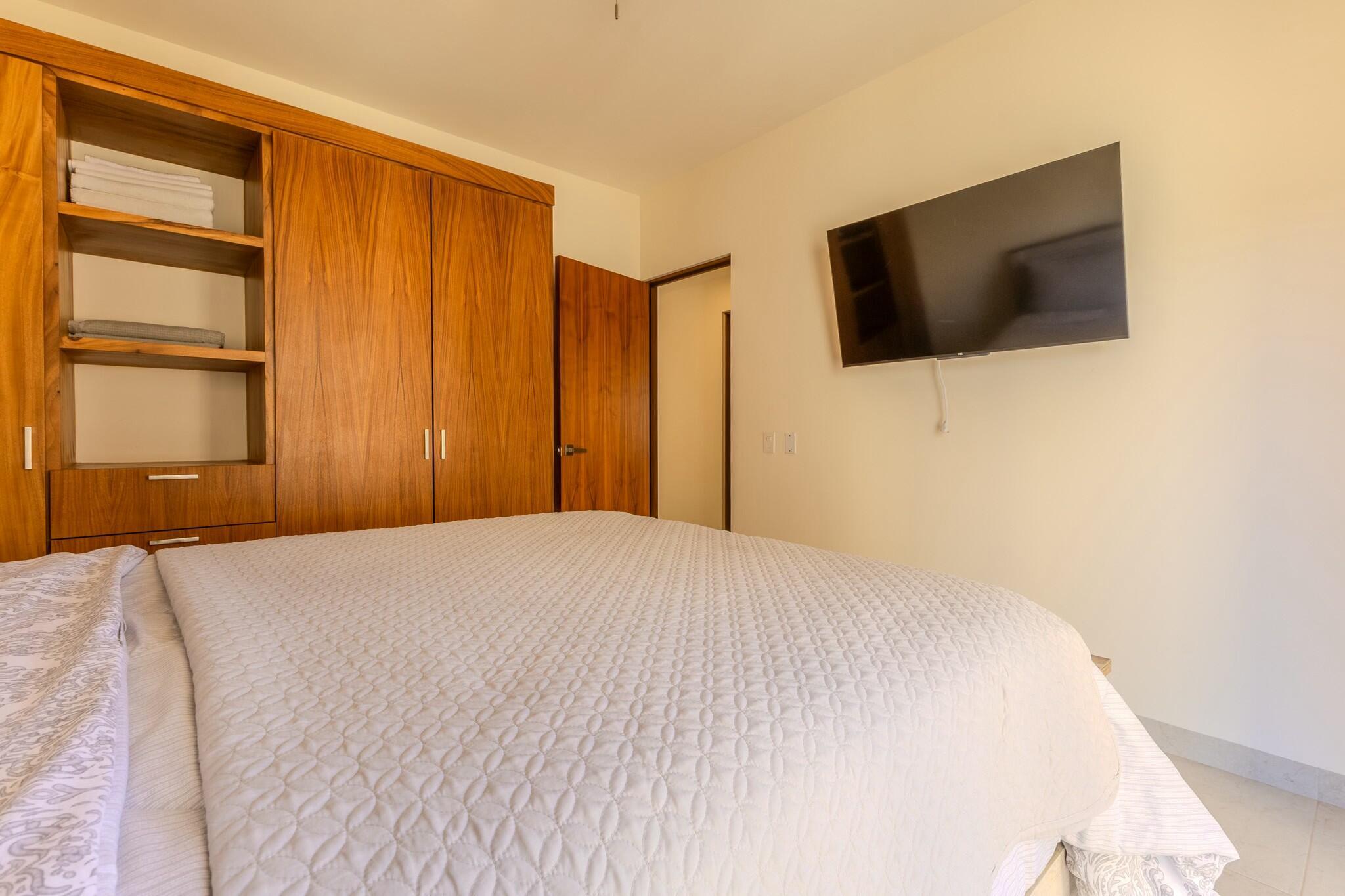 Vista Mare, Skycrest Sunset