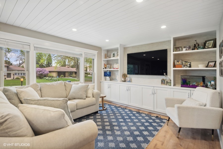 10807 S Depot Street