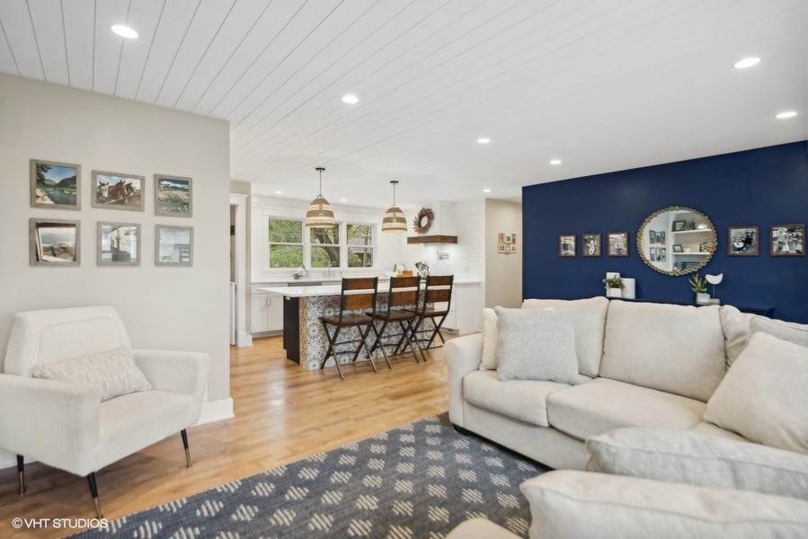 10807 S Depot Street