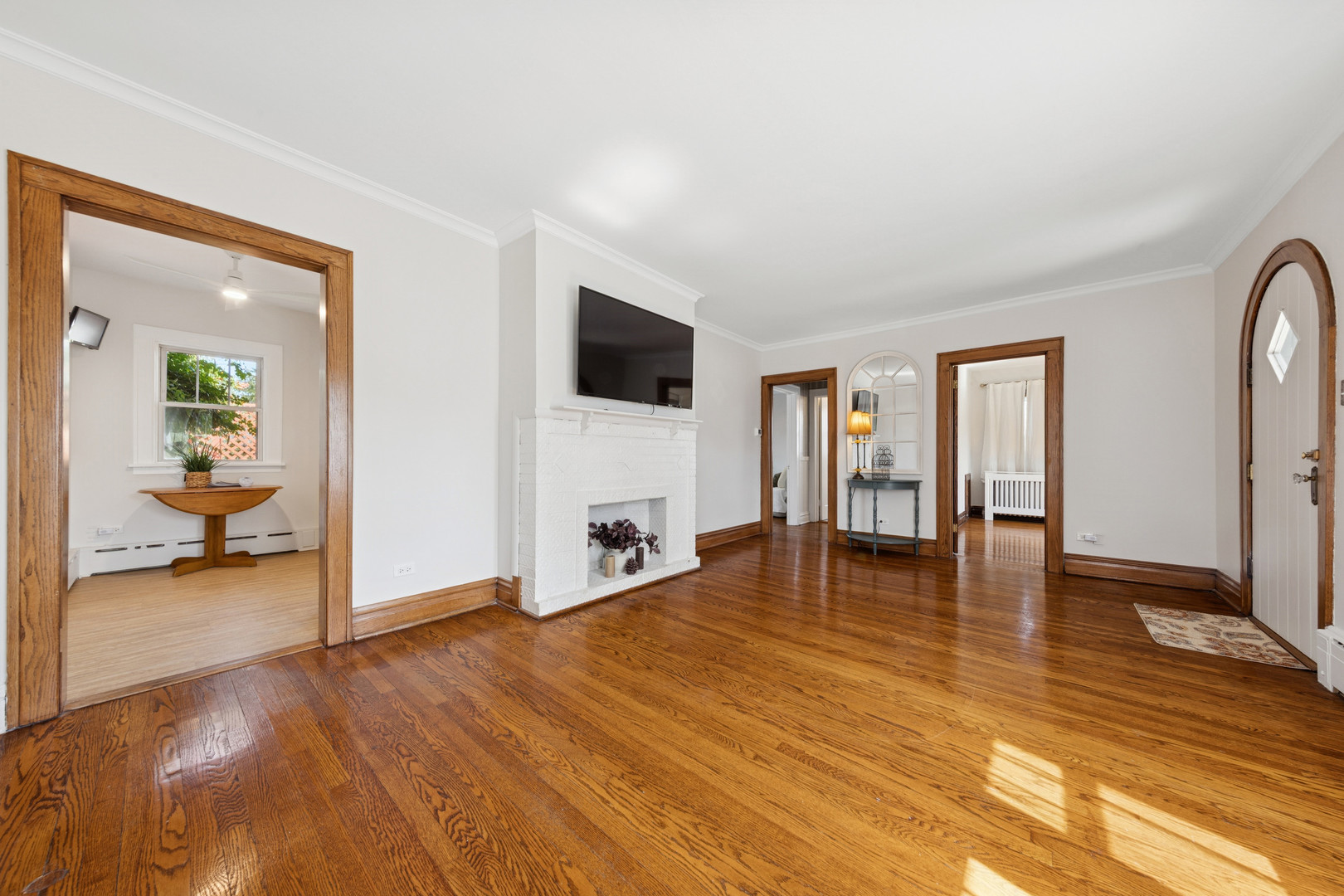 108 W Naperville Road