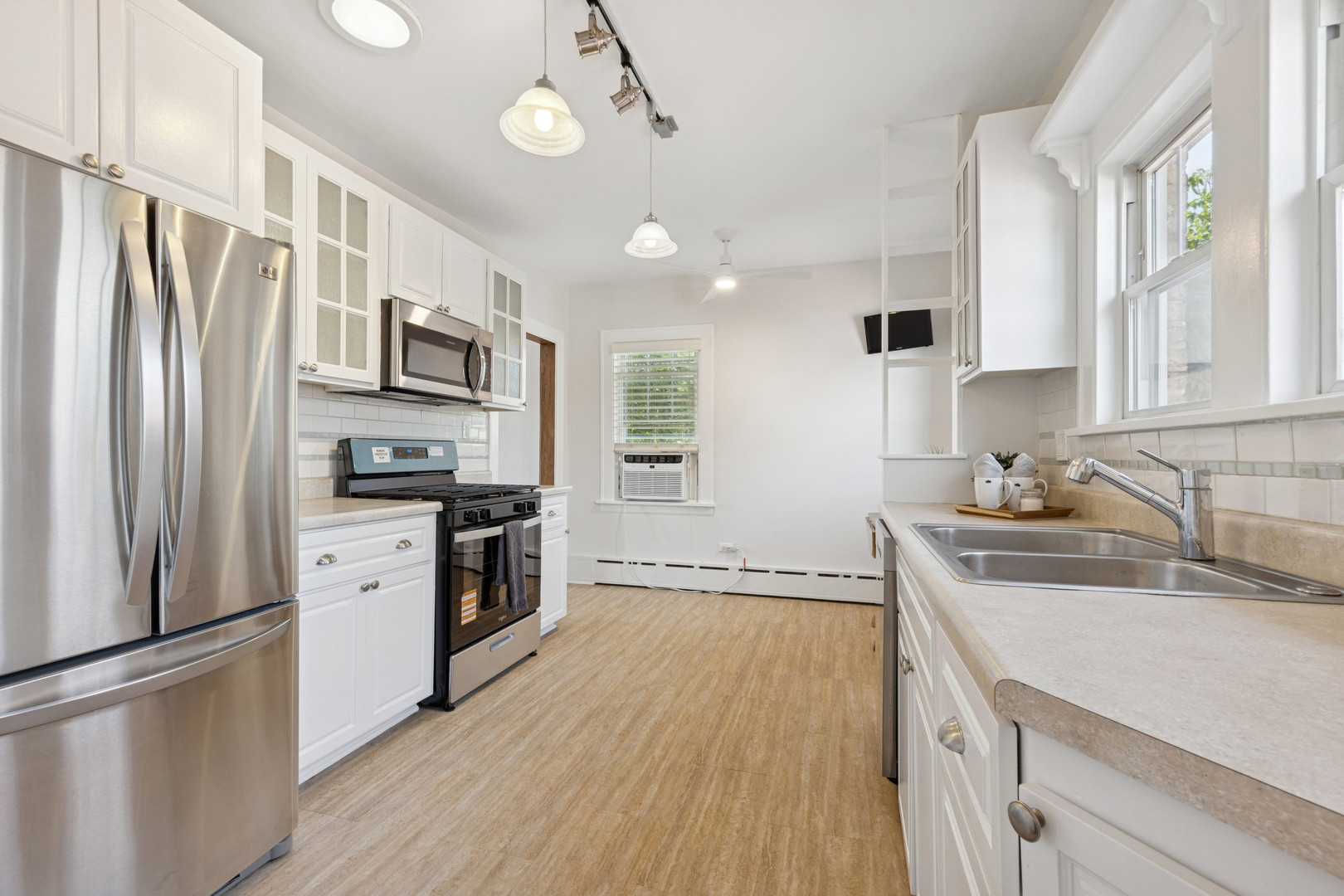 108 W Naperville Road