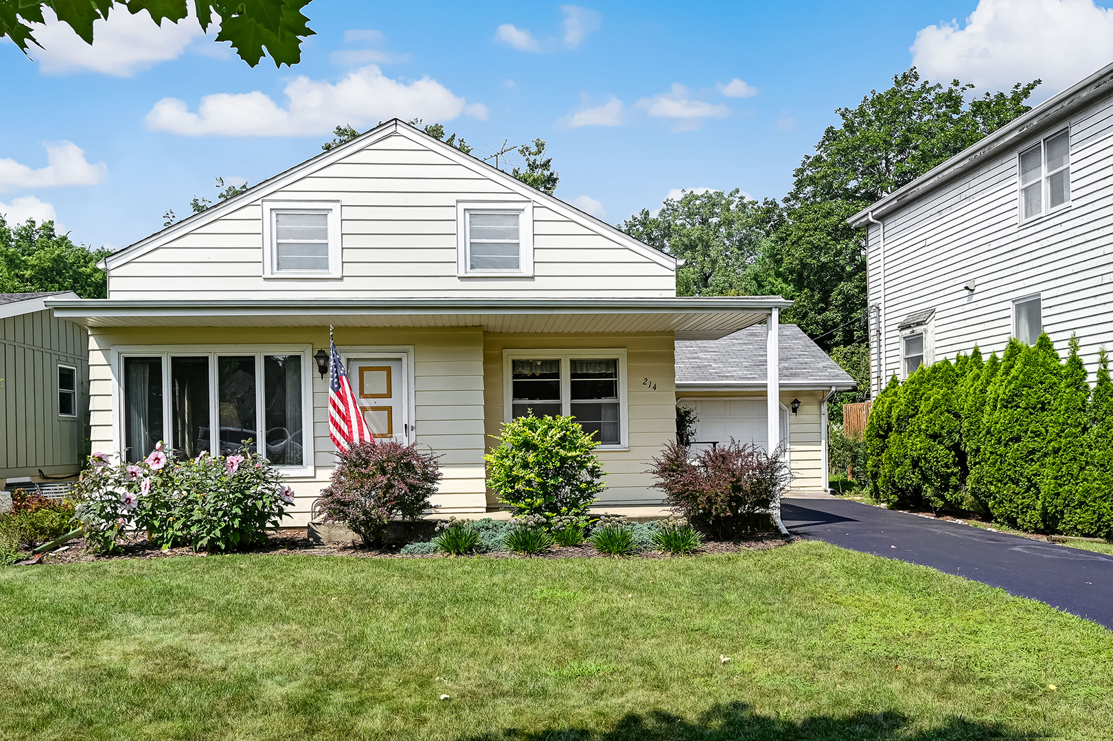 214 WOODSTOCK Avenue