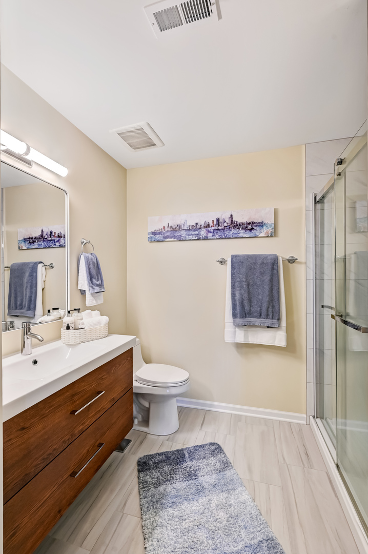 7000 Barrington Court Unit: 204