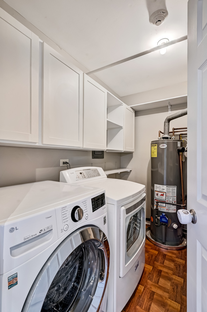 7000 Barrington Court Unit: 204