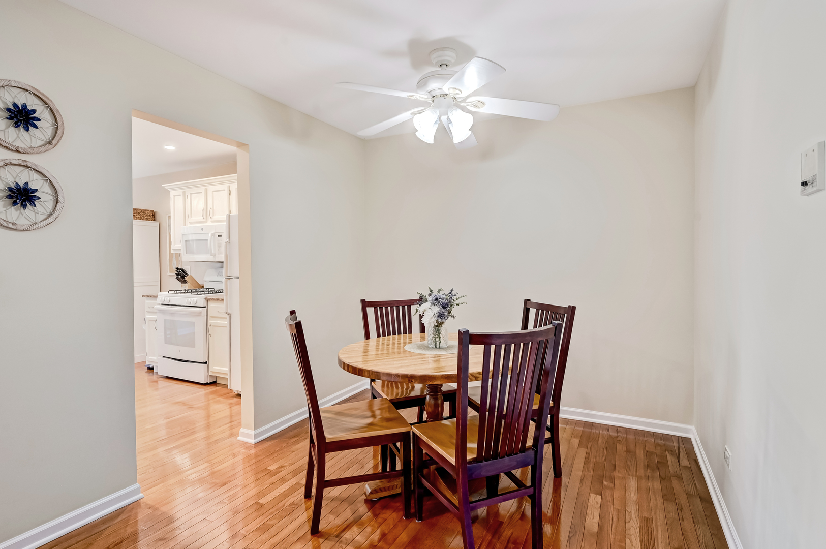 7000 Barrington Court Unit: 204