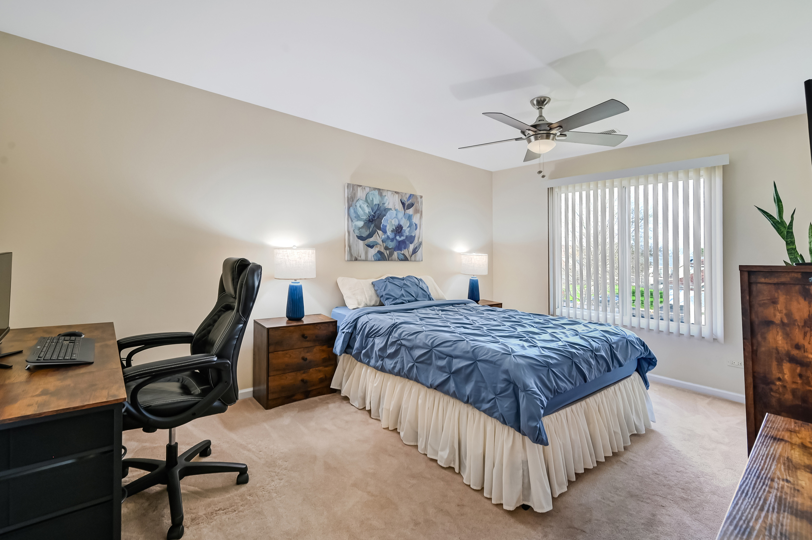 7000 Barrington Court Unit: 204