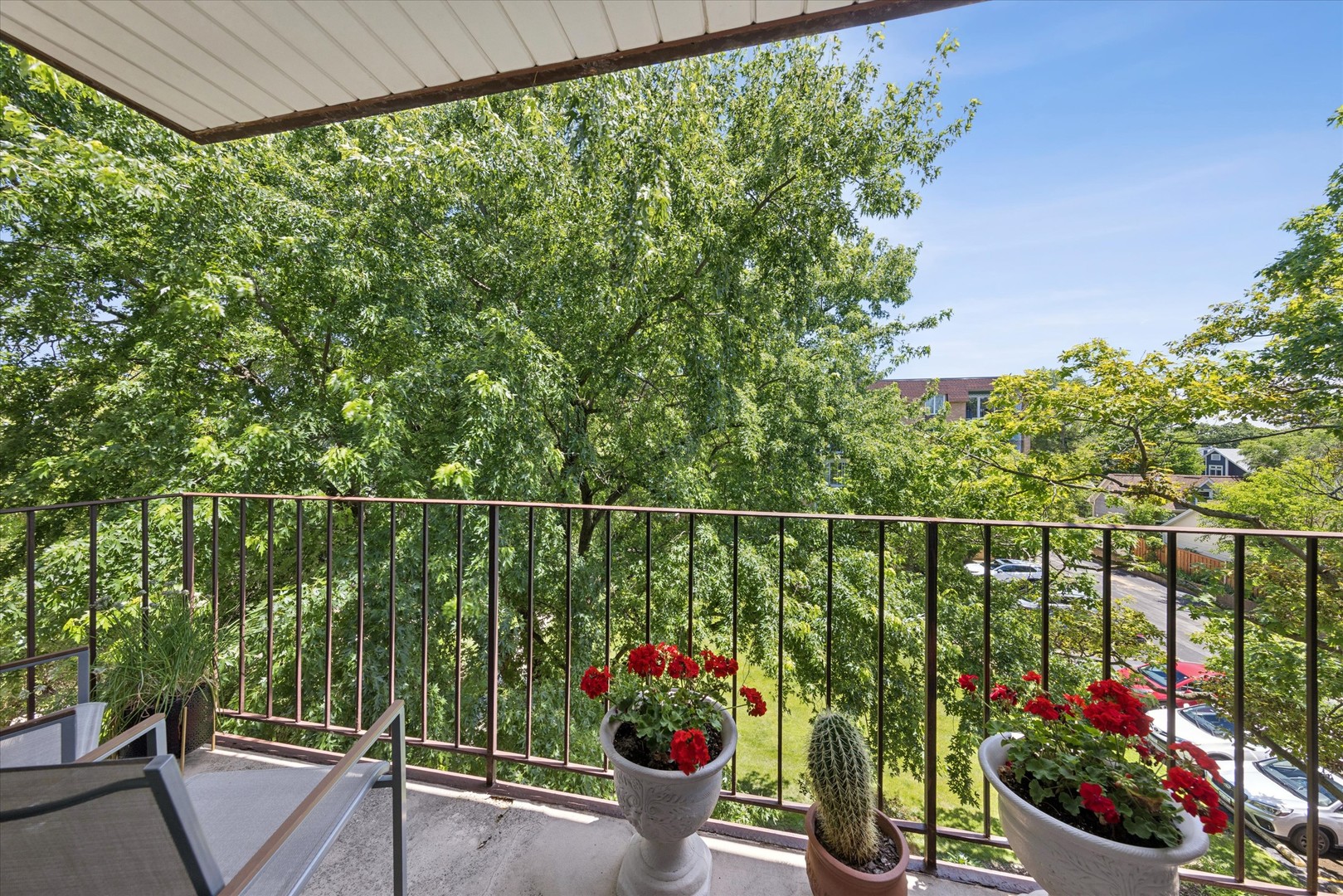 441 N Park Boulevard Unit: 4I