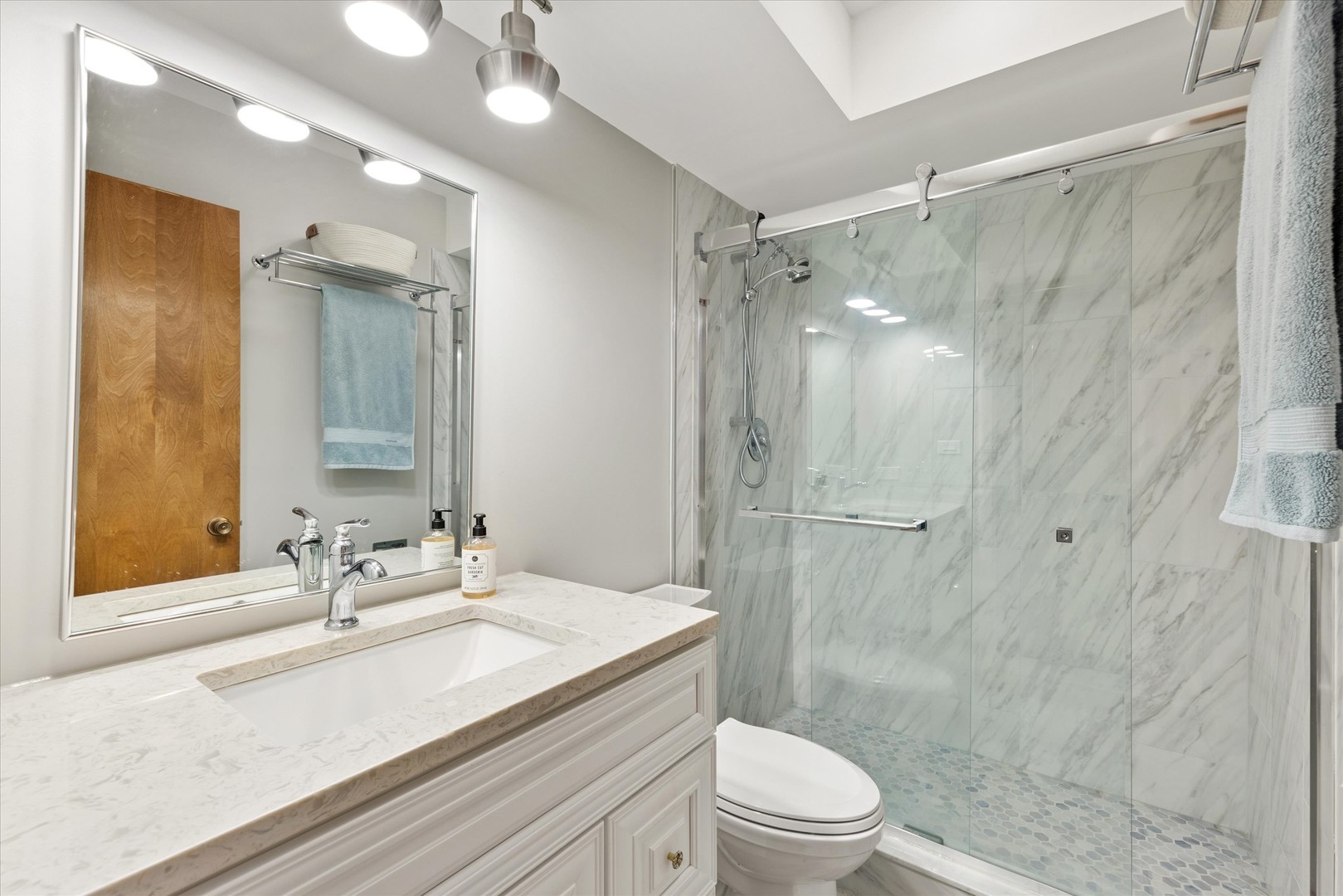 441 N Park Boulevard Unit: 4I