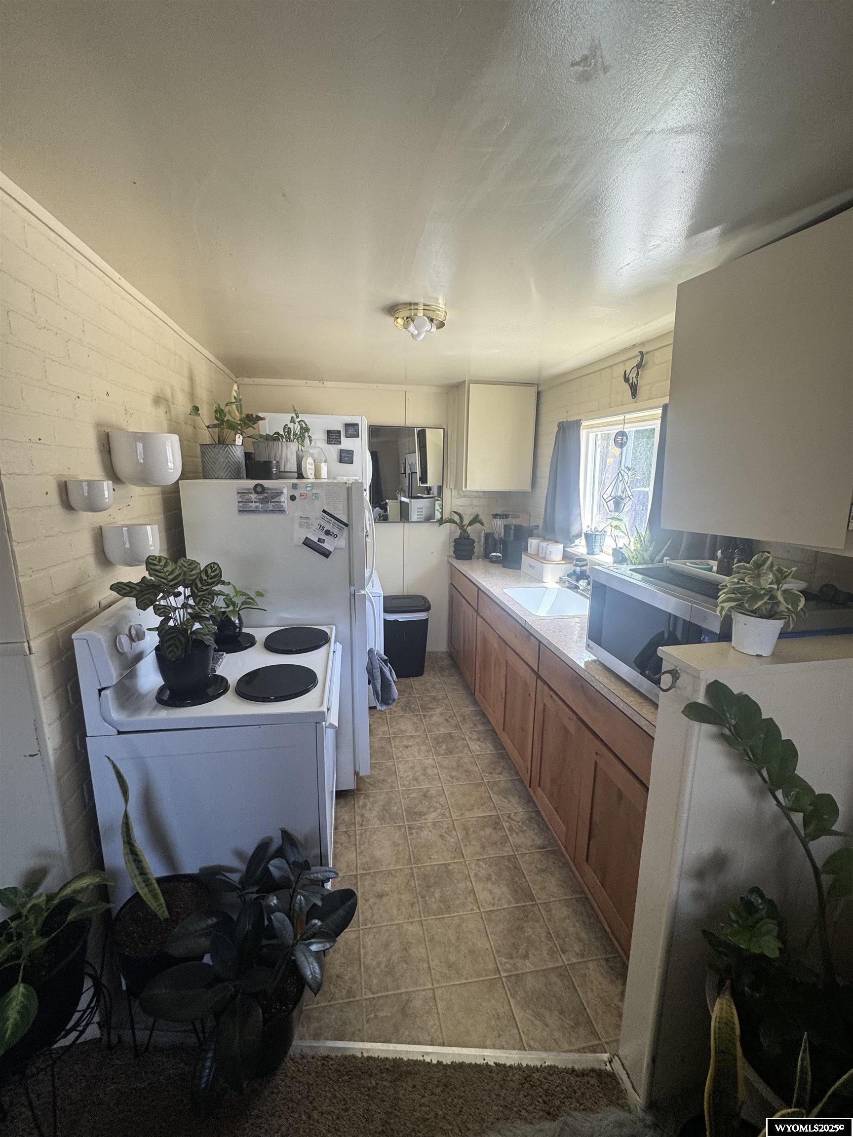 1137 Main Street