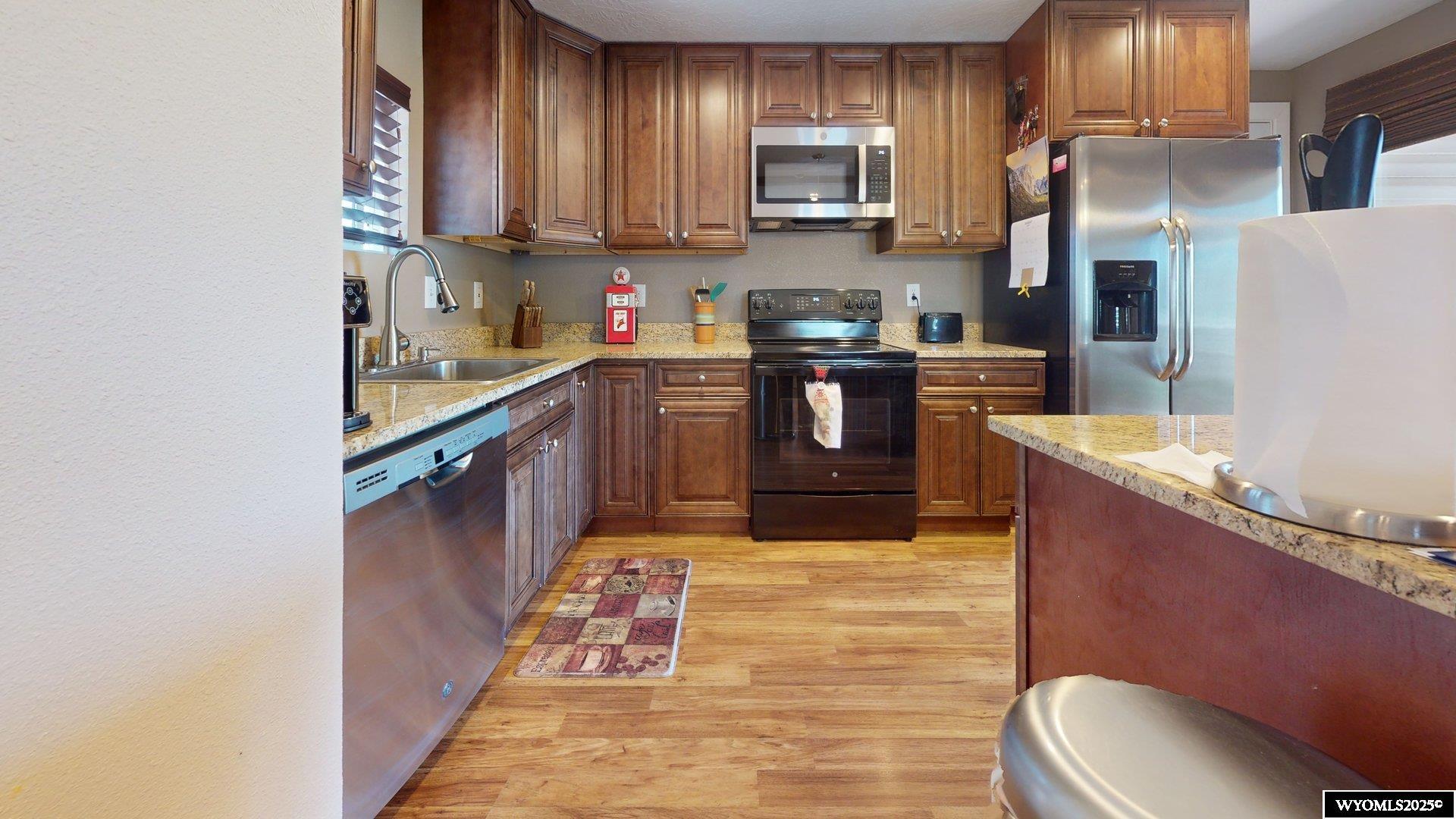 225 Tomahawk Drive