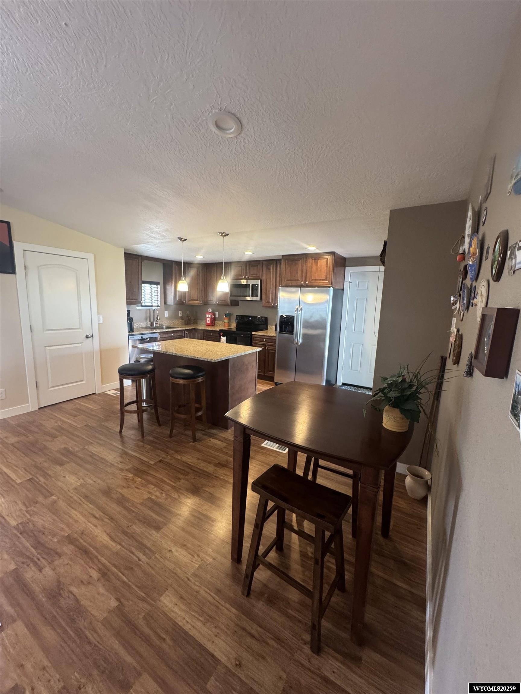 225 Tomahawk Drive