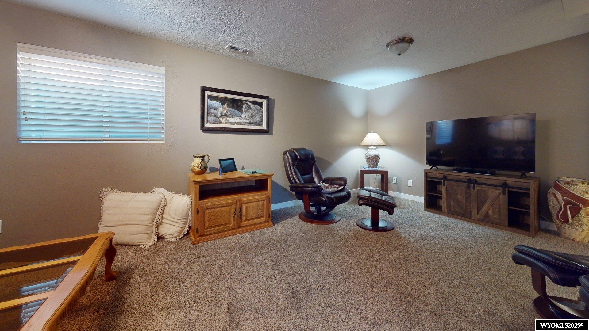 225 Tomahawk Drive