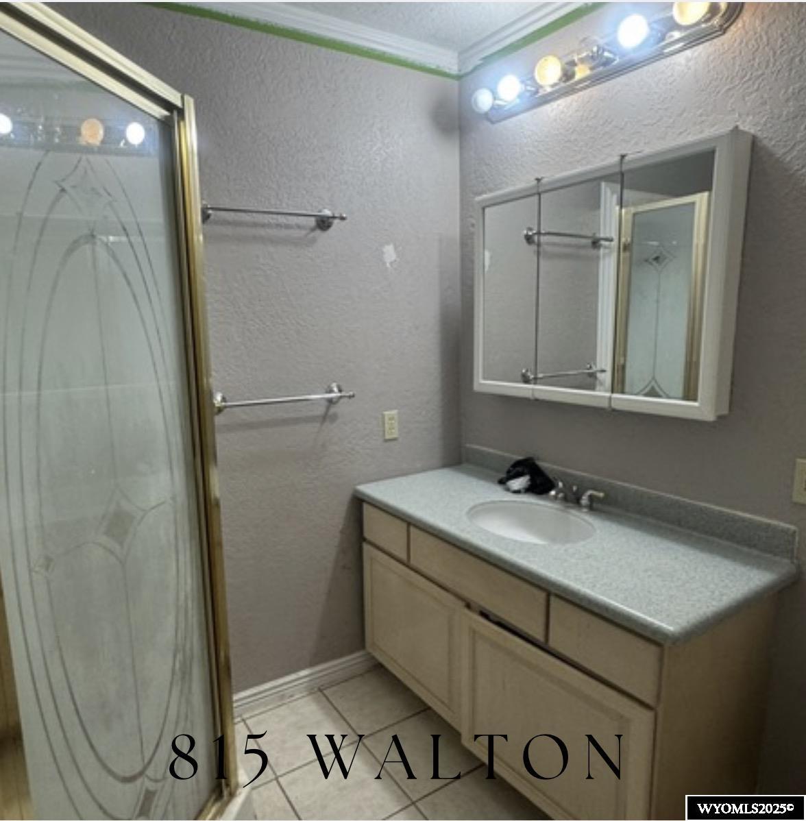 819 Walton Avenue