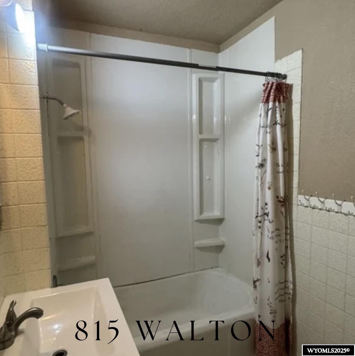 819 Walton Avenue