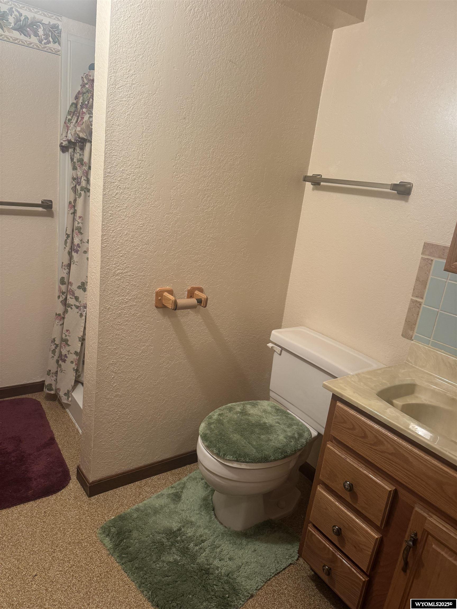 221 Rimrock Drive