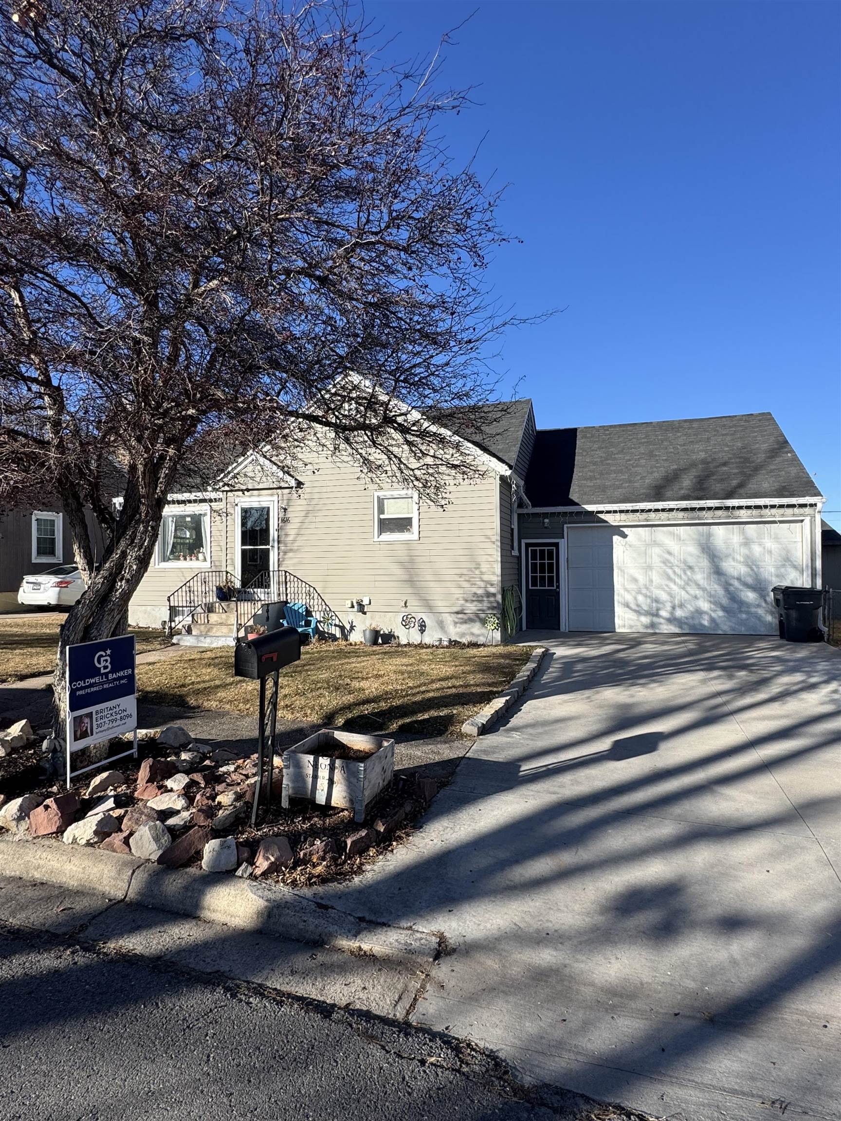 1616 W Center Street