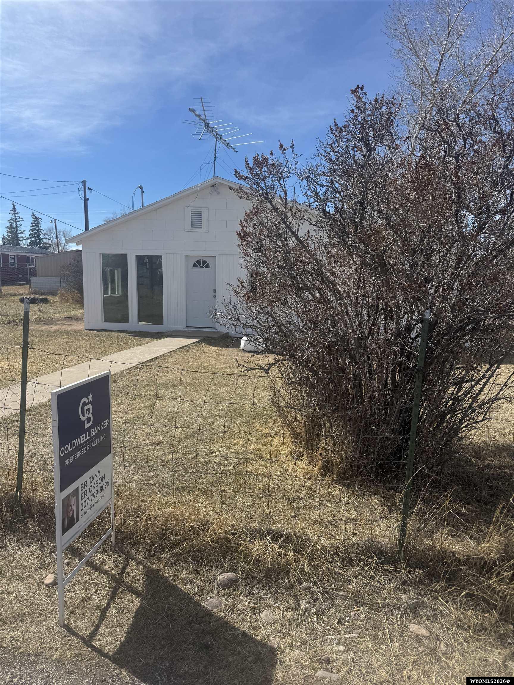325 Ponderosa Place