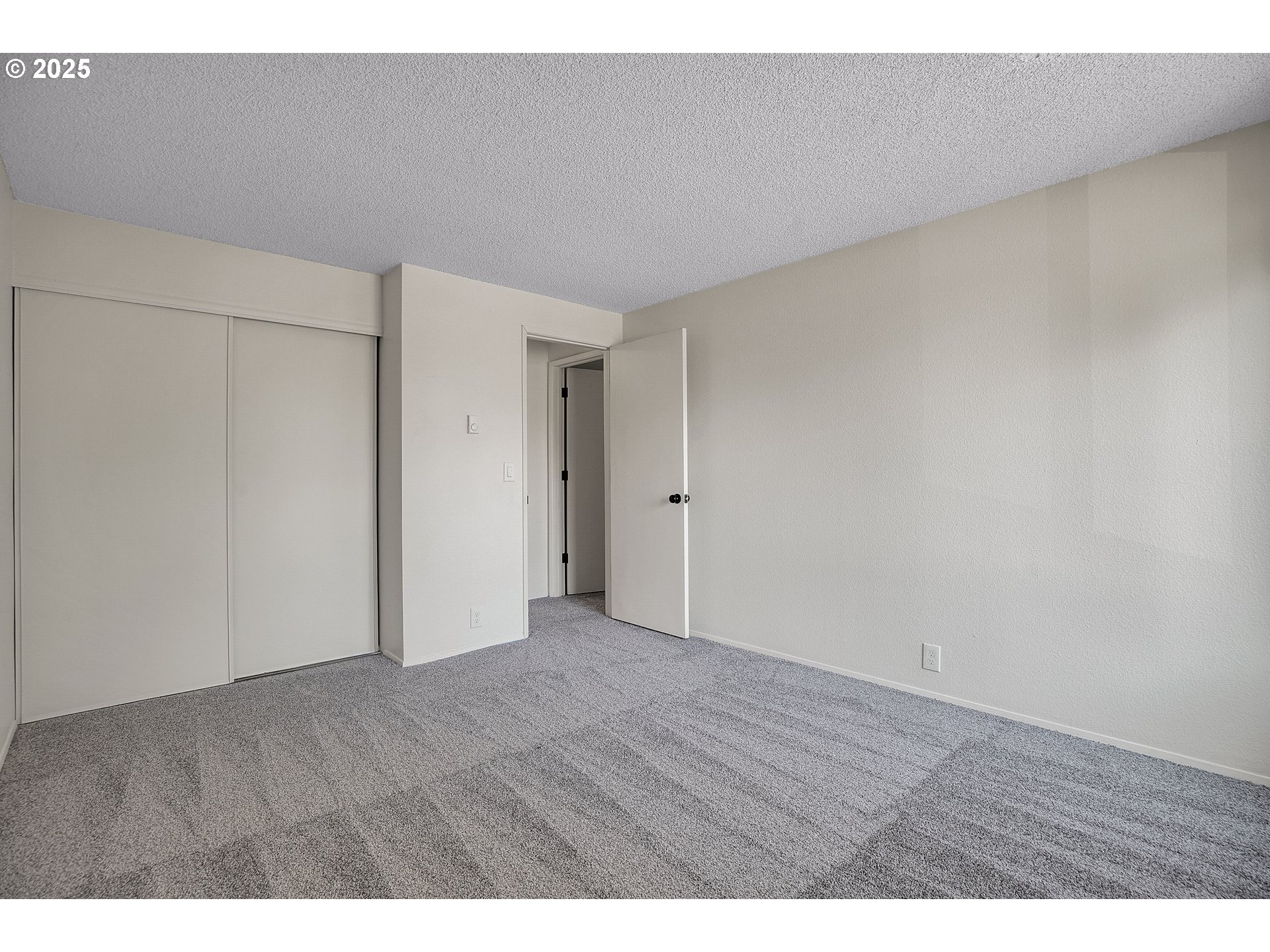 10196 SW TRAPPER TER