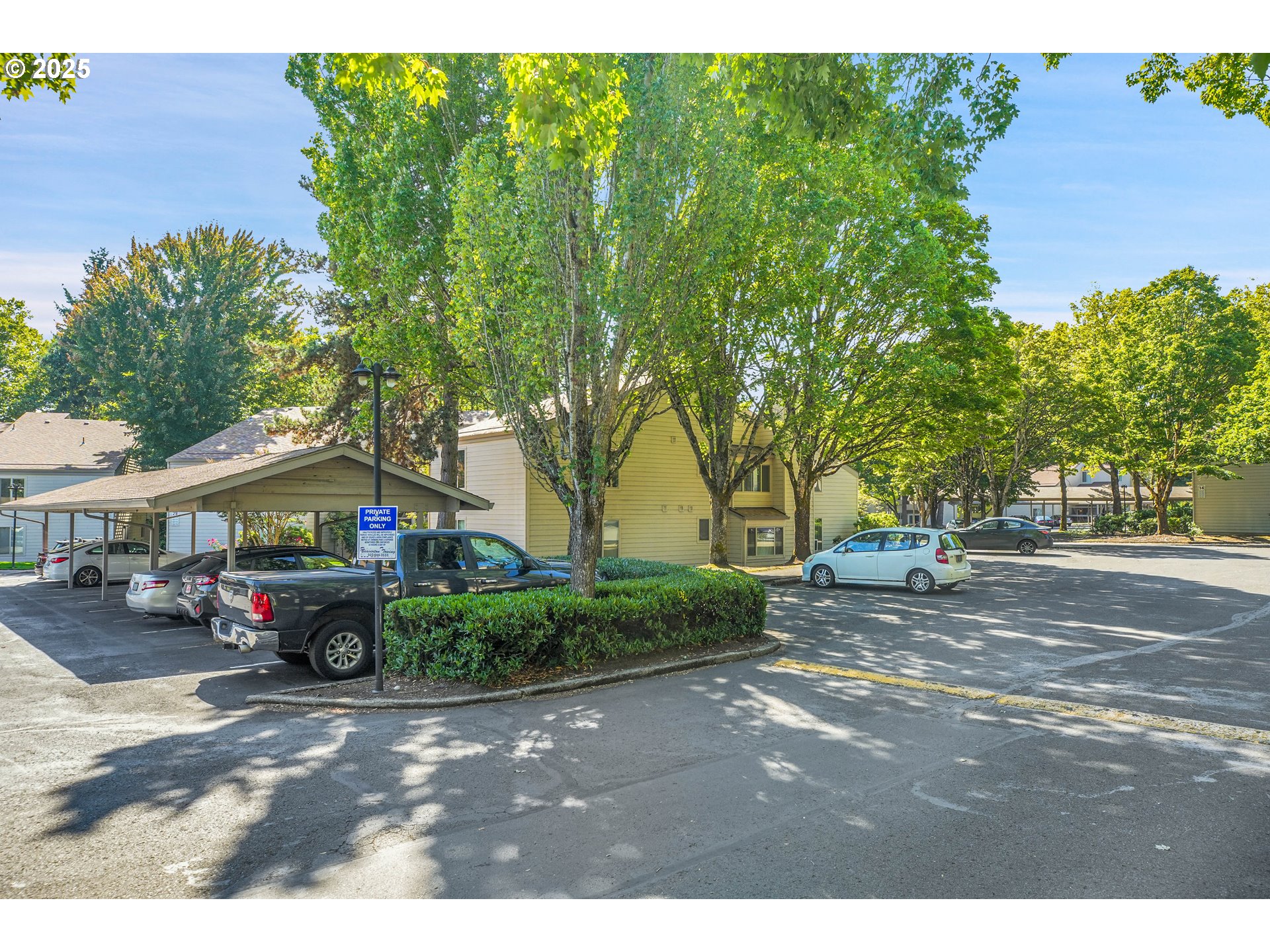 10196 SW TRAPPER TER