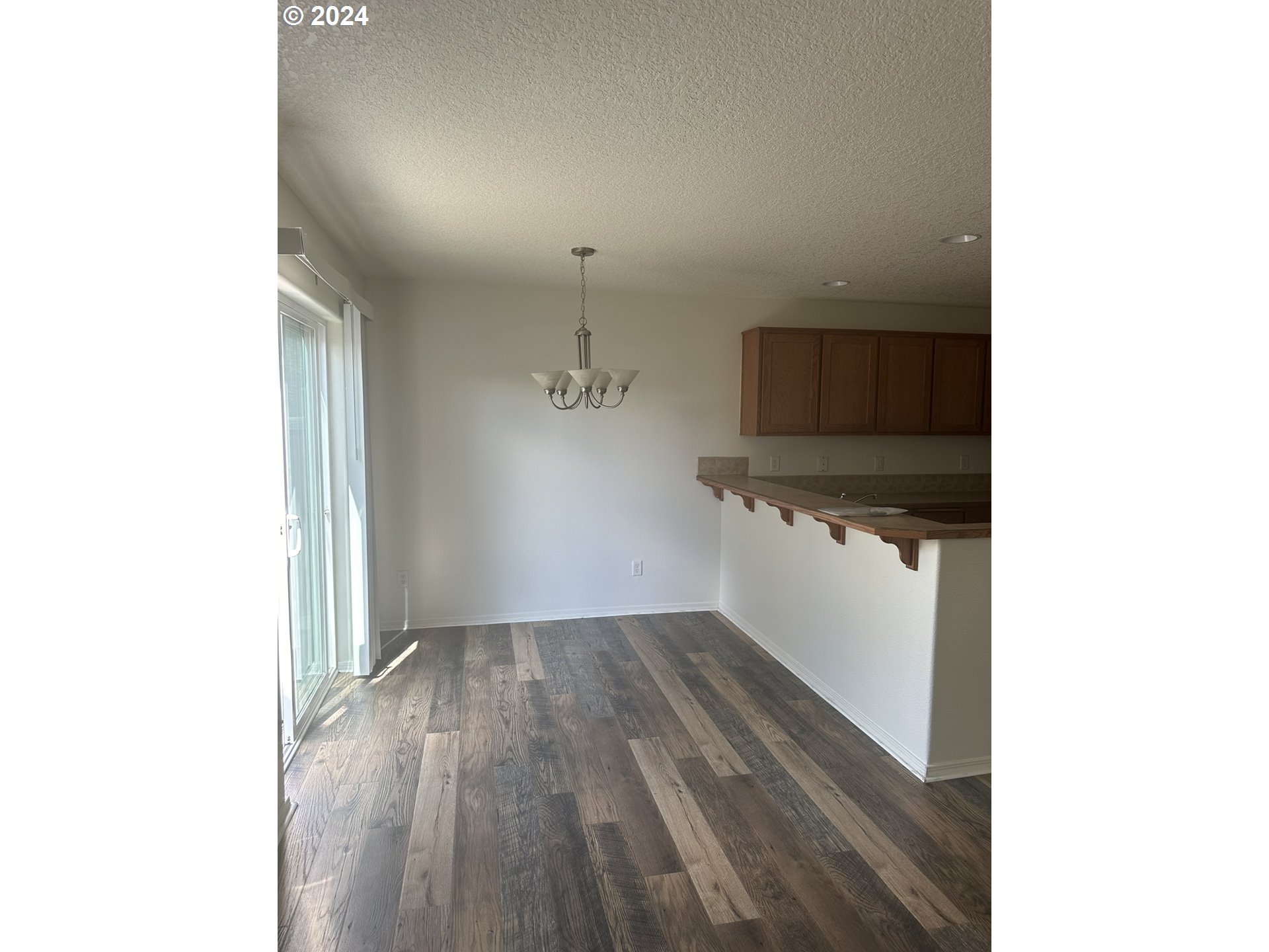 1825 NE 90TH CIR