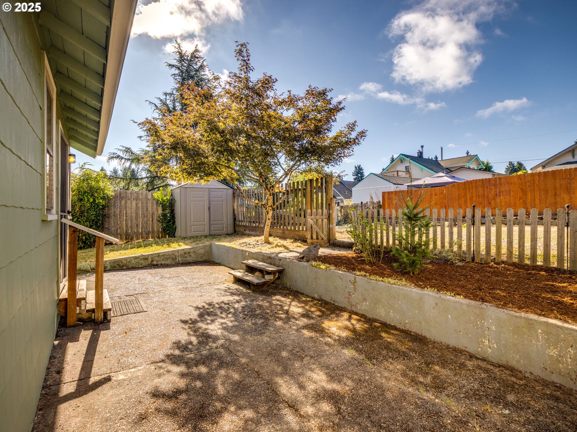 410 LOGUS ST