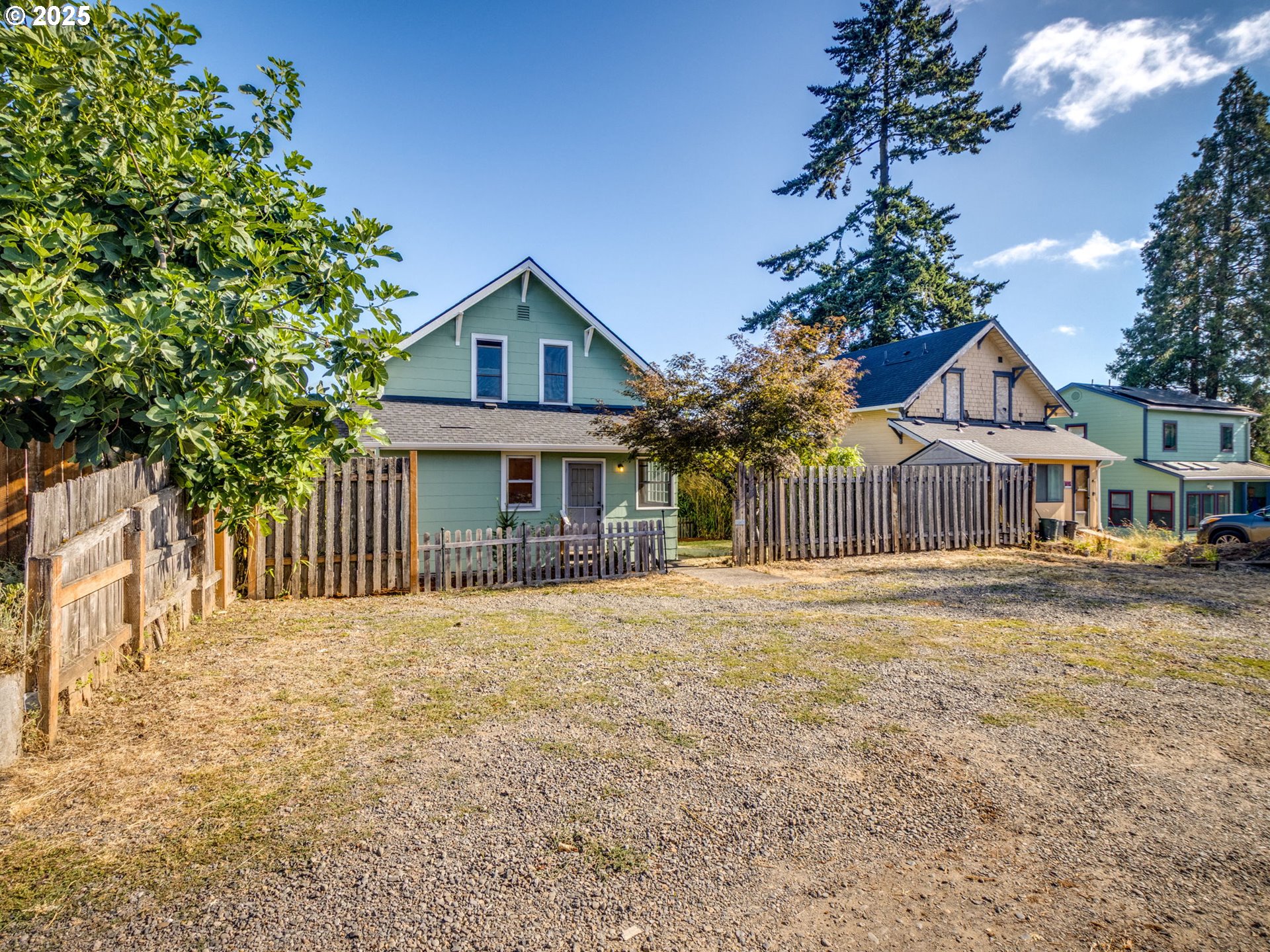 410 LOGUS ST