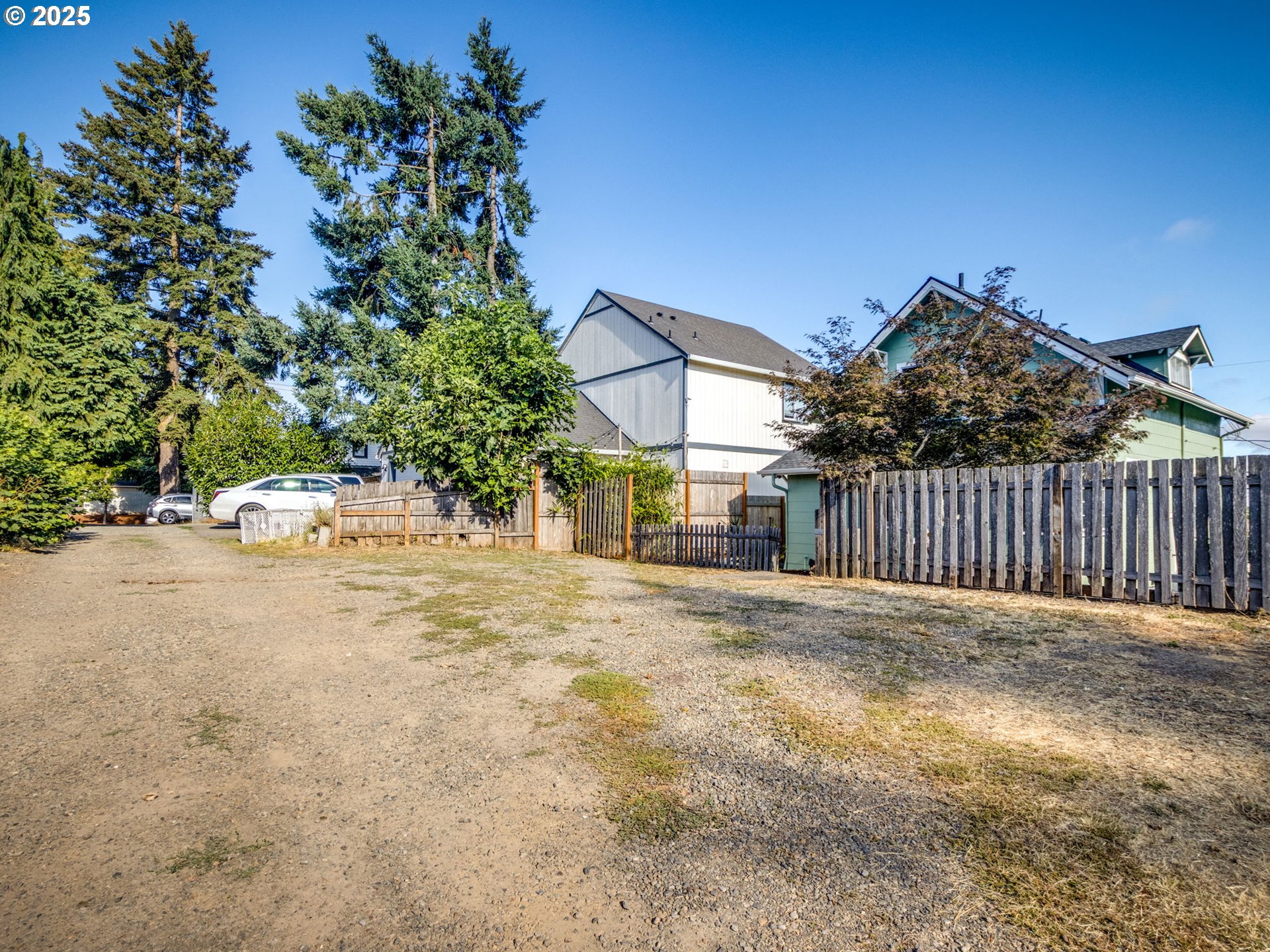 410 LOGUS ST