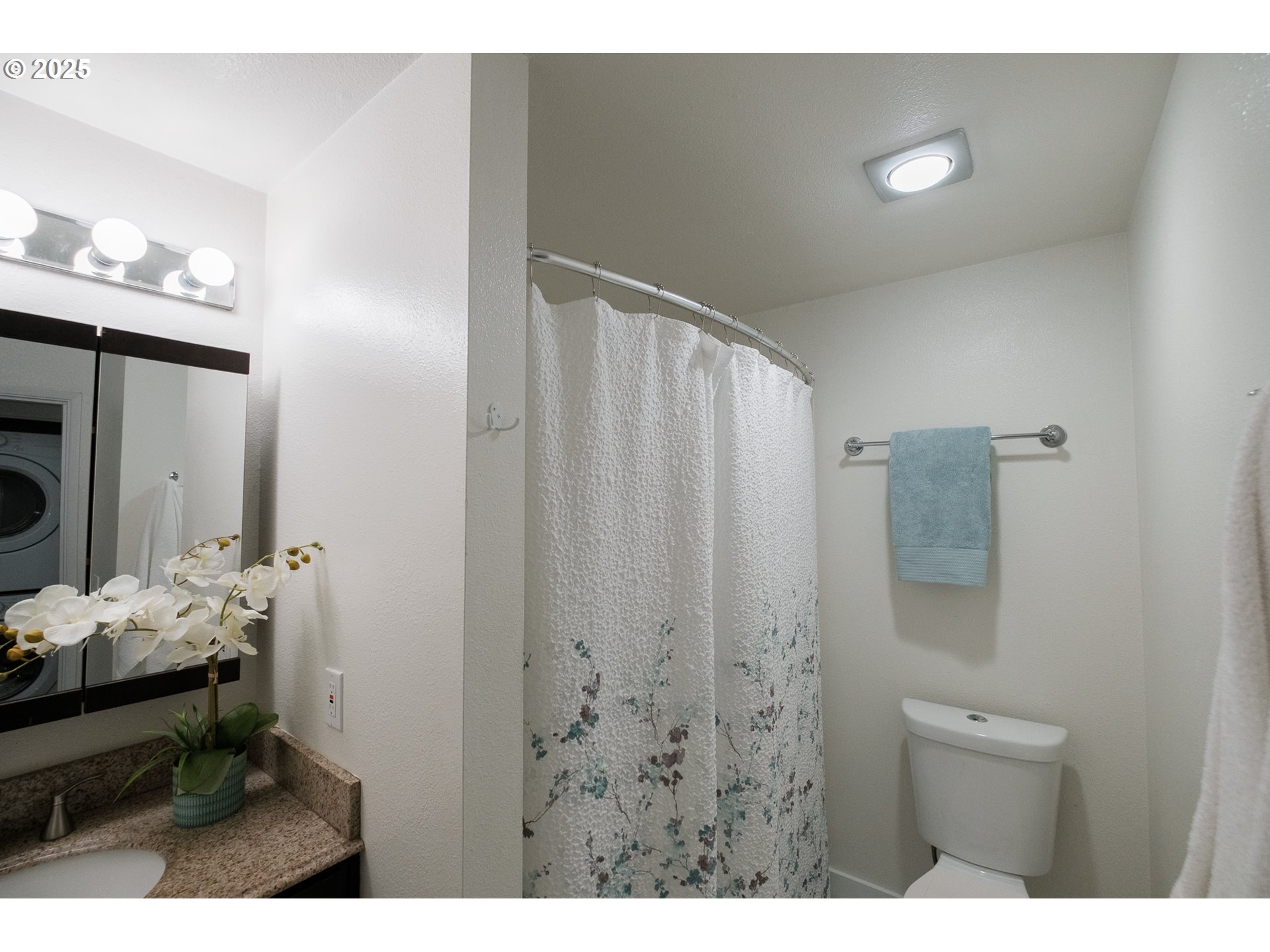 29650 SW COURTSIDE DR #21