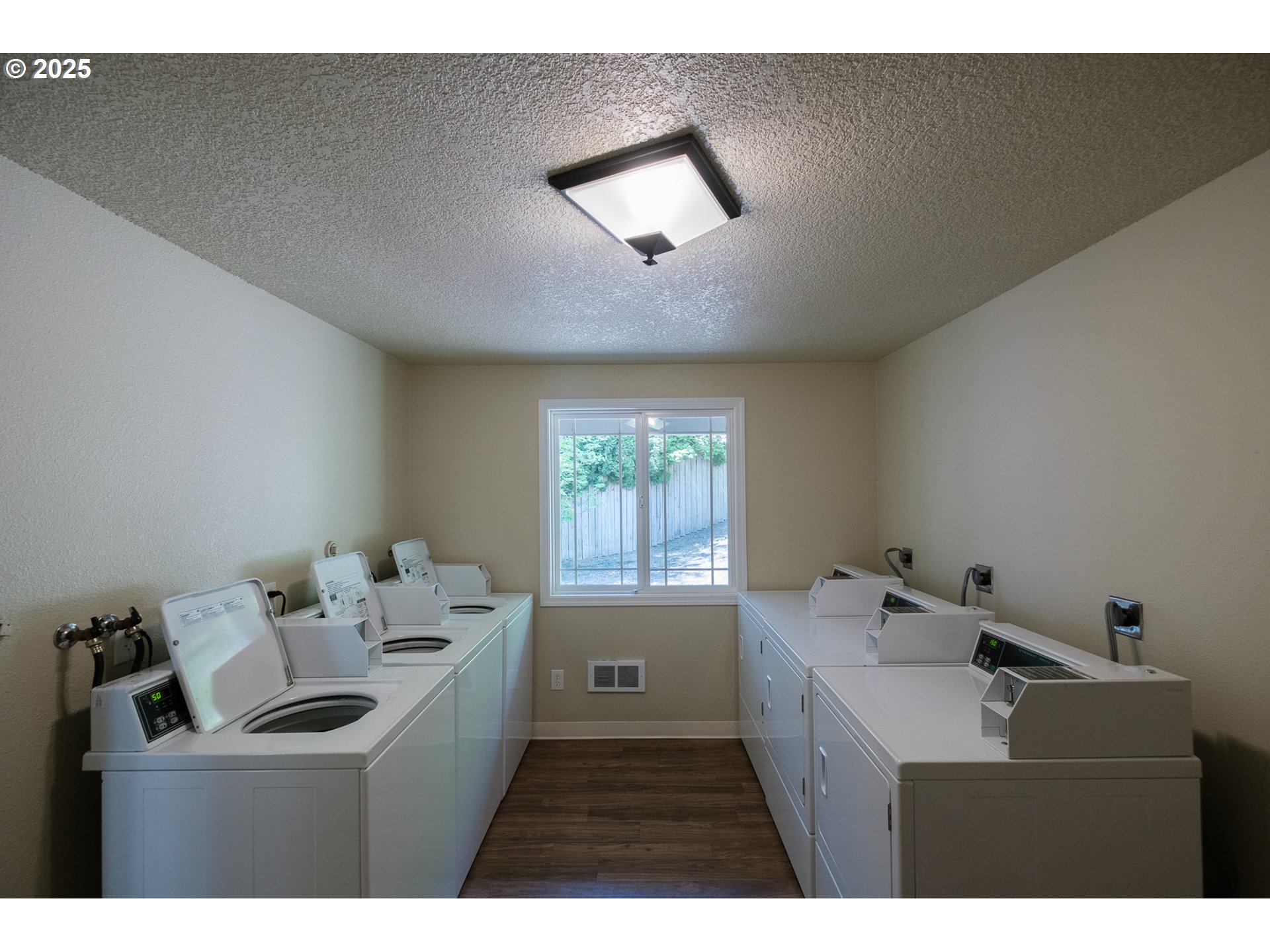 29650 SW COURTSIDE DR #21