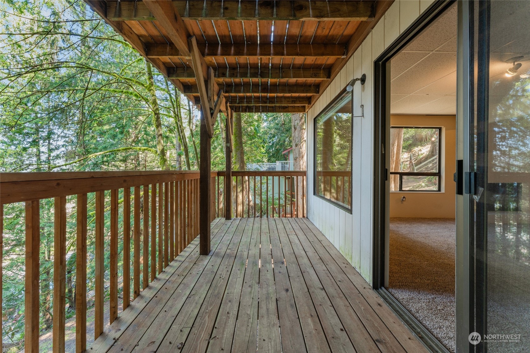 82 Grand View Lane