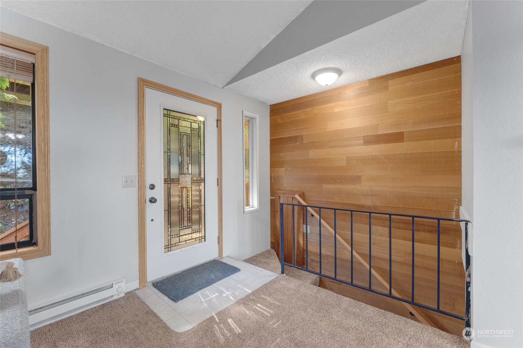 82 Grand View Lane