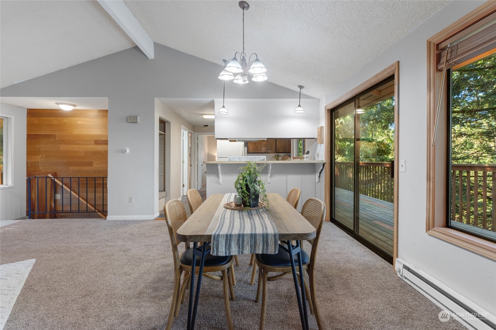 82 Grand View Lane