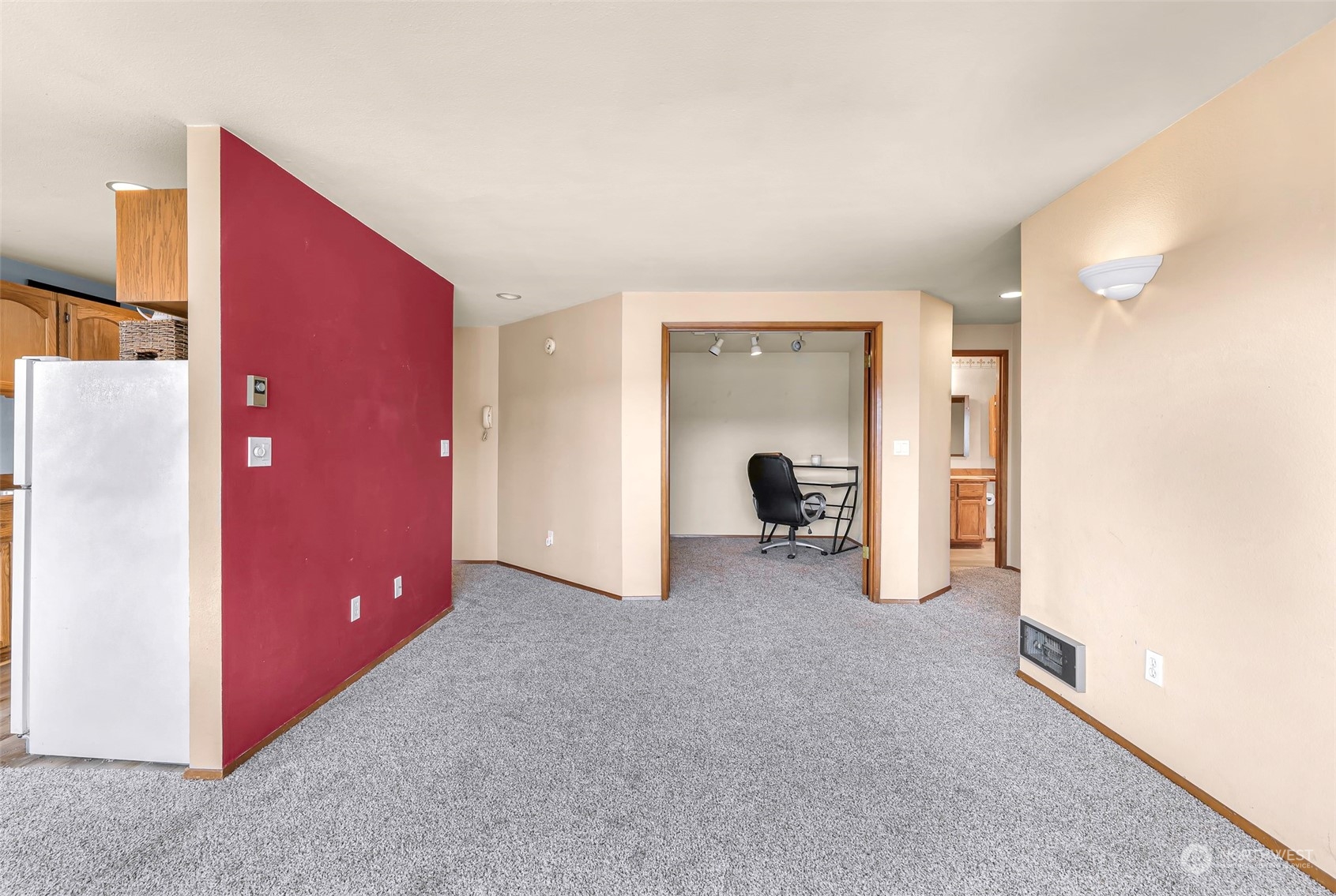 105 Fairside Drive Unit: 2D