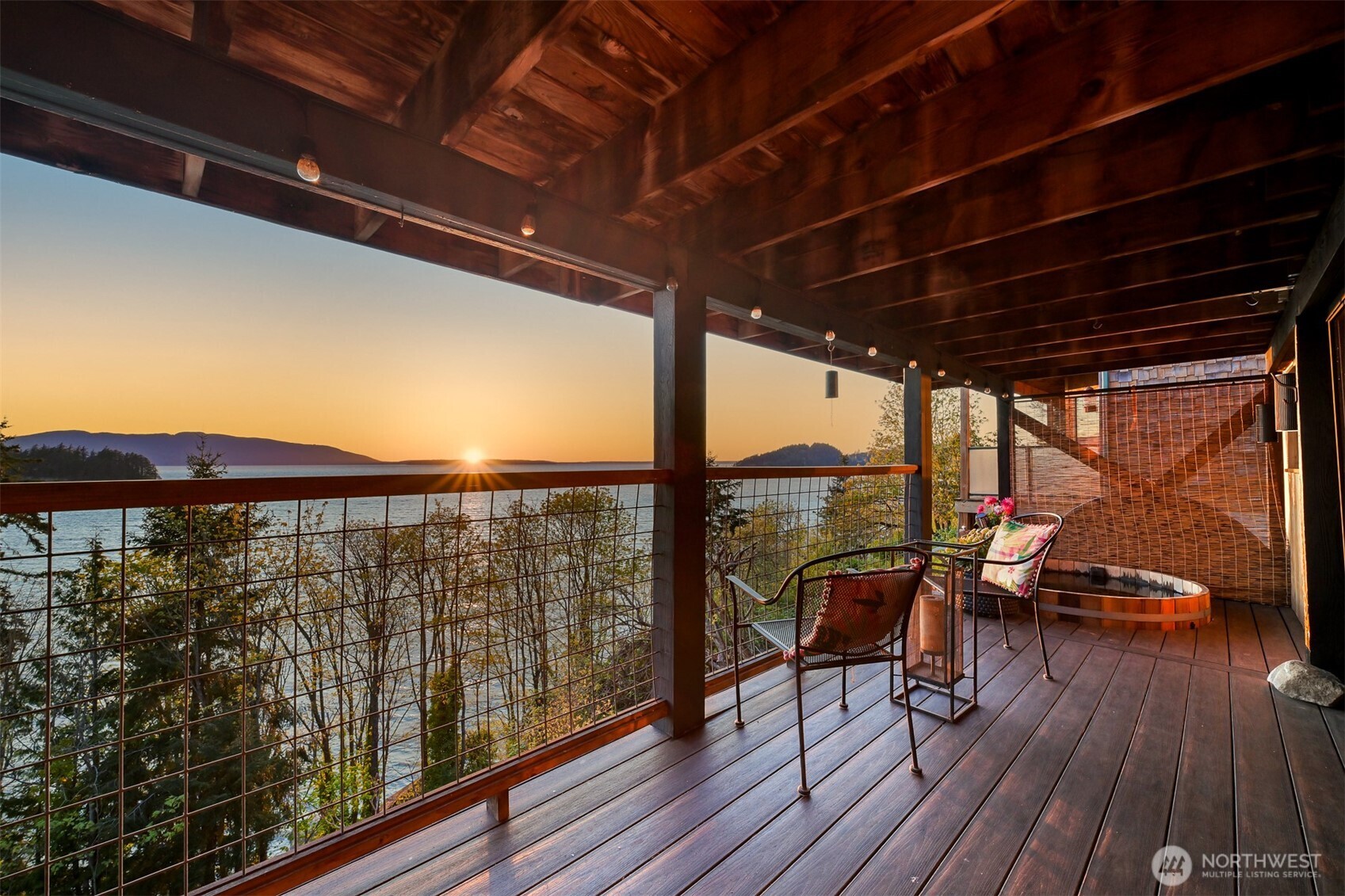 1035 Chuckanut Drive
