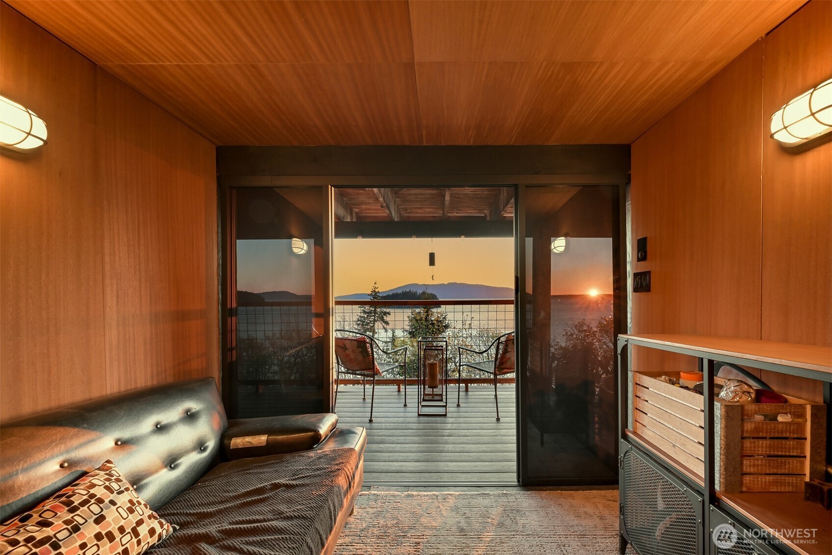 1035 Chuckanut Drive