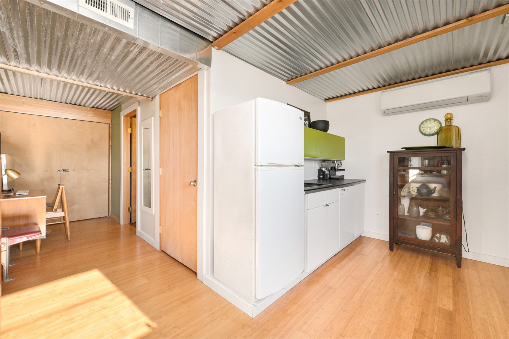 1035 Chuckanut Drive